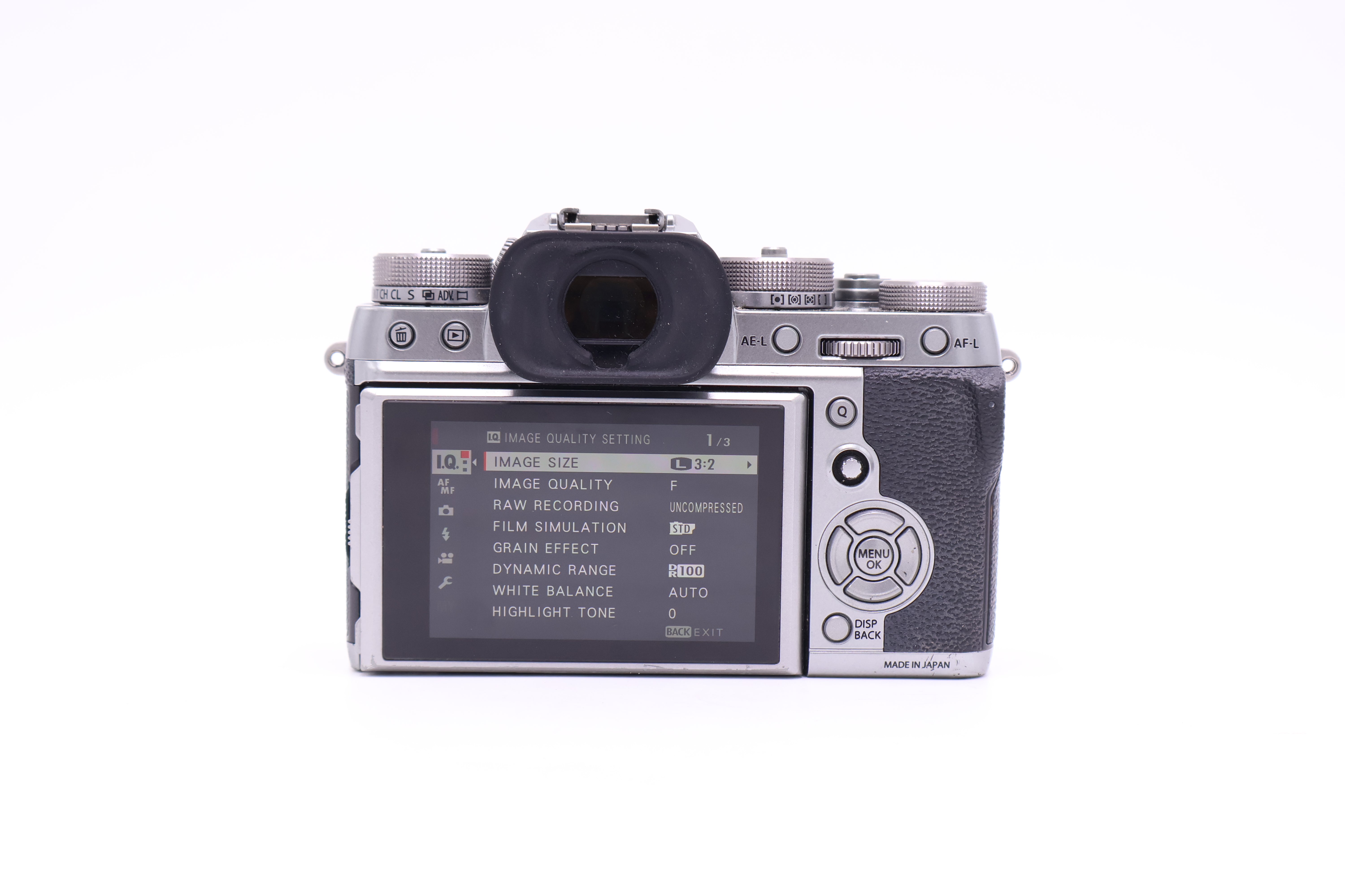 Fujifilm X-T2 Mirrorless Digital Camera with XF 18-55mm F2.8-4.0 Lens (Silver) - Used - Perfect for Travel Photography, Vlogging & Street Shooting