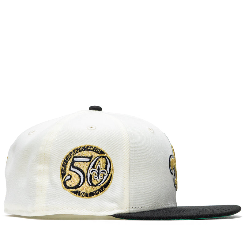 New Era x Politics New Orleans Saints 59FIFTY Fitted Hat - Chrome/Black - Official NFL Snapback Cap for Men & Women - Perfect for Game Day, Sports Events & Streetwear Fashion