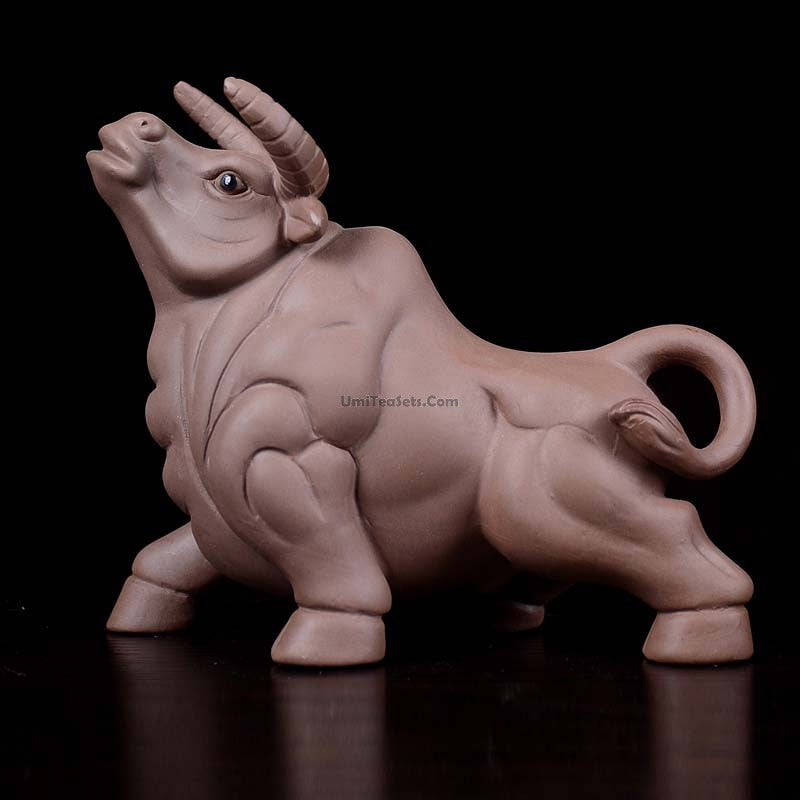 Authentic Yixing Clay Bull Tea Pet - Handcrafted Chinese Tea Companion for Tea Ceremony & Home Decor