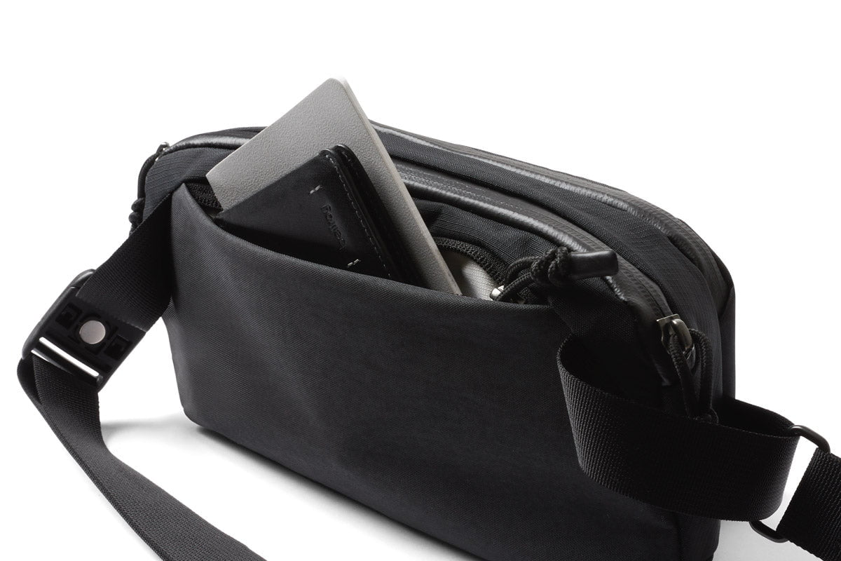 Bellroy Venture Ready Sling 2.5L Crossbody Bag - Lightweight & Water-Resistant Travel Pack for Men & Women - Perfect for Hiking, Commuting & Everyday Carry