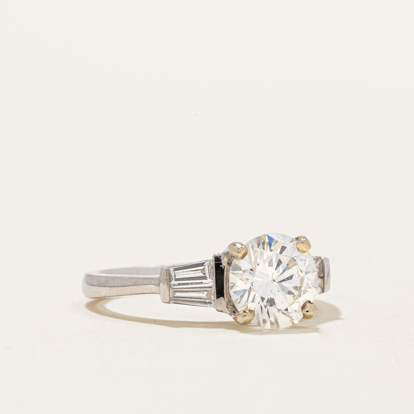 18K White Gold Solitaire Diamond Engagement Ring with Baguette Side Stones - 1.58ct Center Stone & 0.36ctw Accents - Size 6.75 - Perfect for Proposals, Anniversaries & Special Occasions