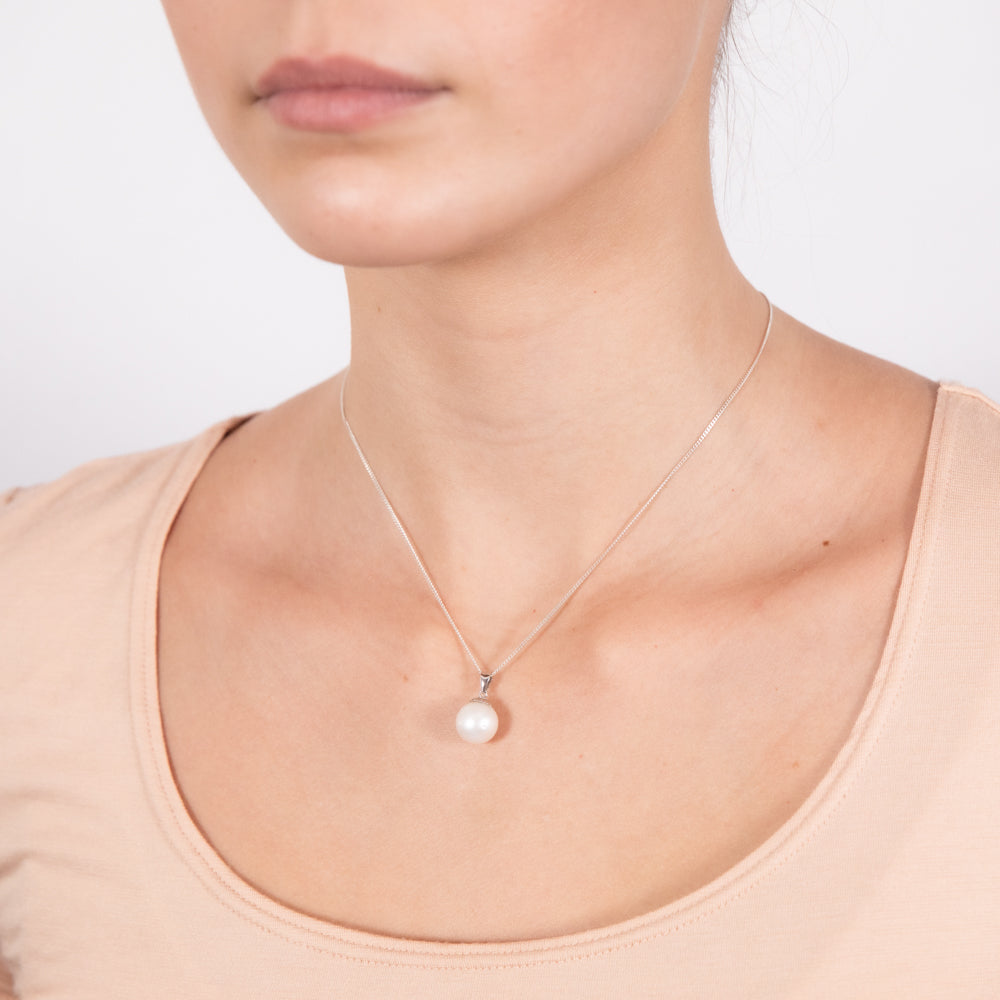 9-11mm White South Sea Pearl Pendant in 14K White Gold - Elegant Necklace for Weddings, Anniversaries & Special Occasions