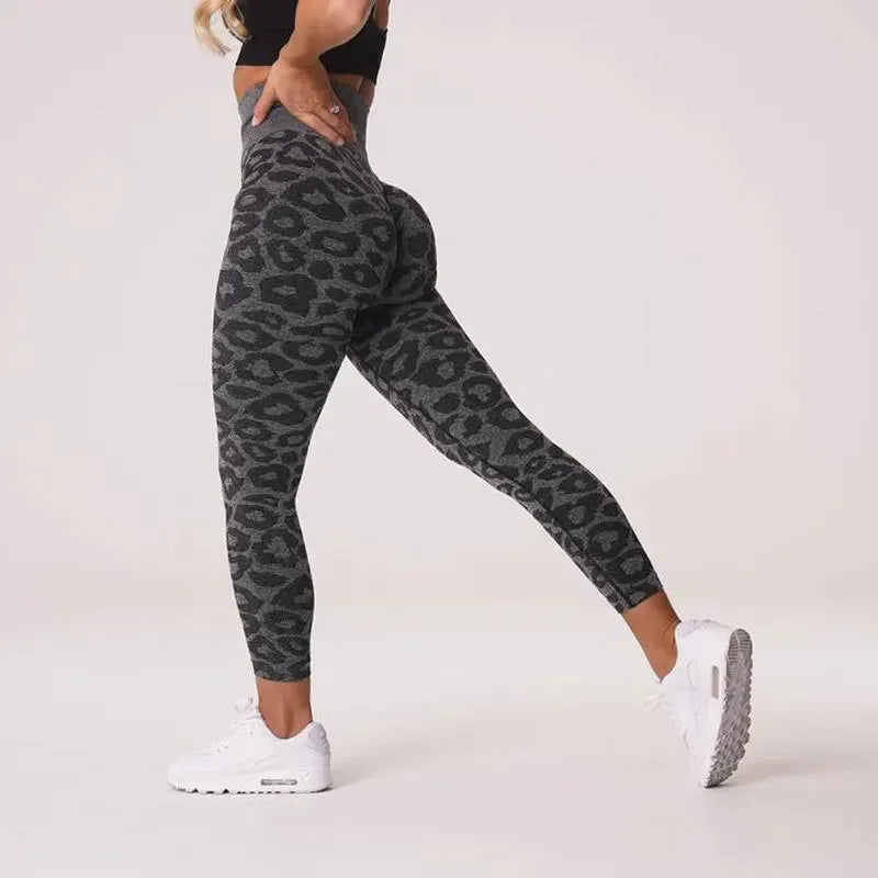 2022 Zebra Seamless Sport Leggings for Women - XS to L Sizes - High Waisted Yoga Pants with Scrunch Butt Design - Gym Workout Leggings & Running Tights for Fitness, Yoga, and Daily Wear
