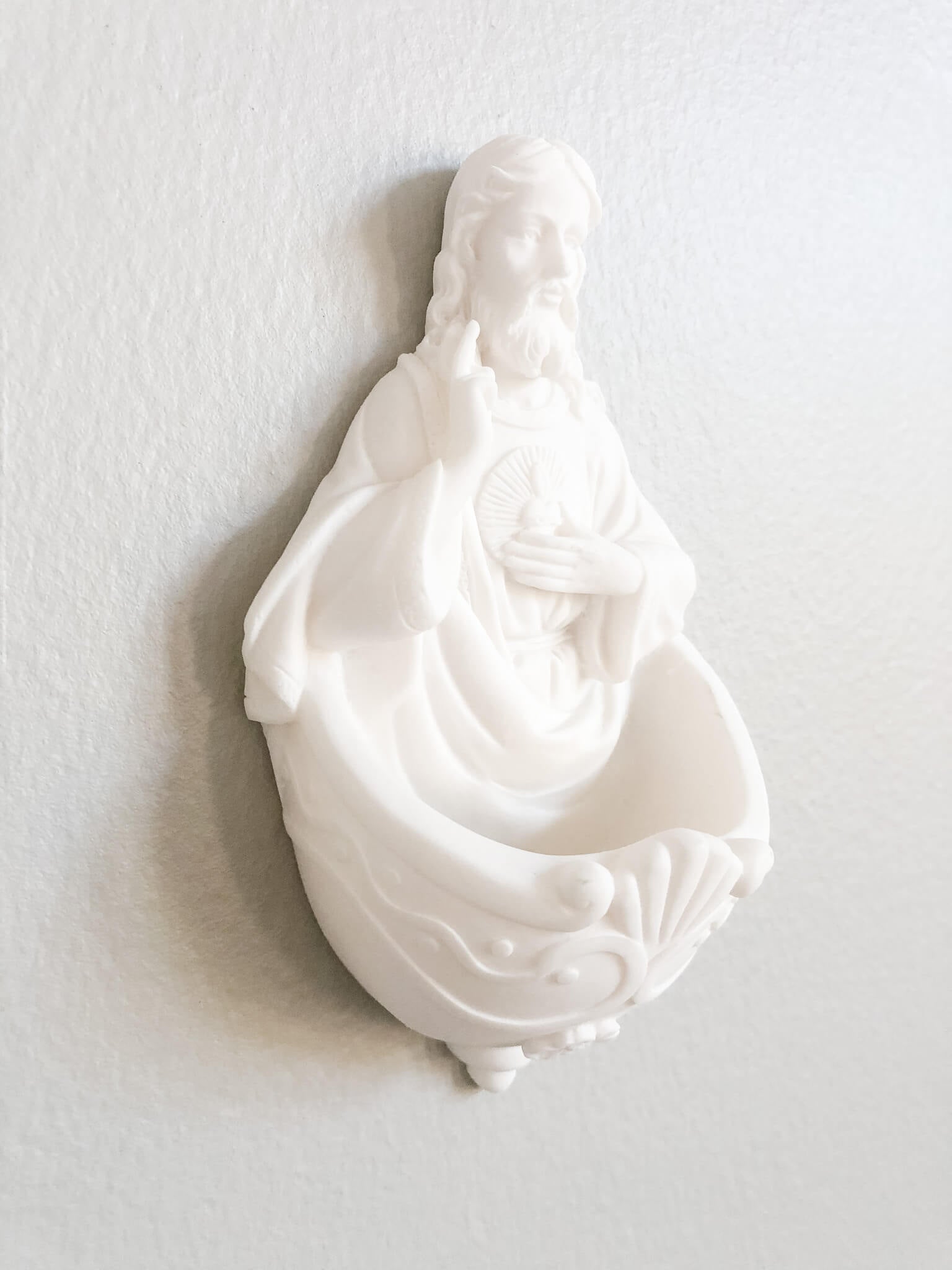 Sacred Heart Holy Water Font - Catholic Religious Wall Decor for Home, Church & Prayer Room - Perfect for Baptism, Blessings & Spiritual Decor