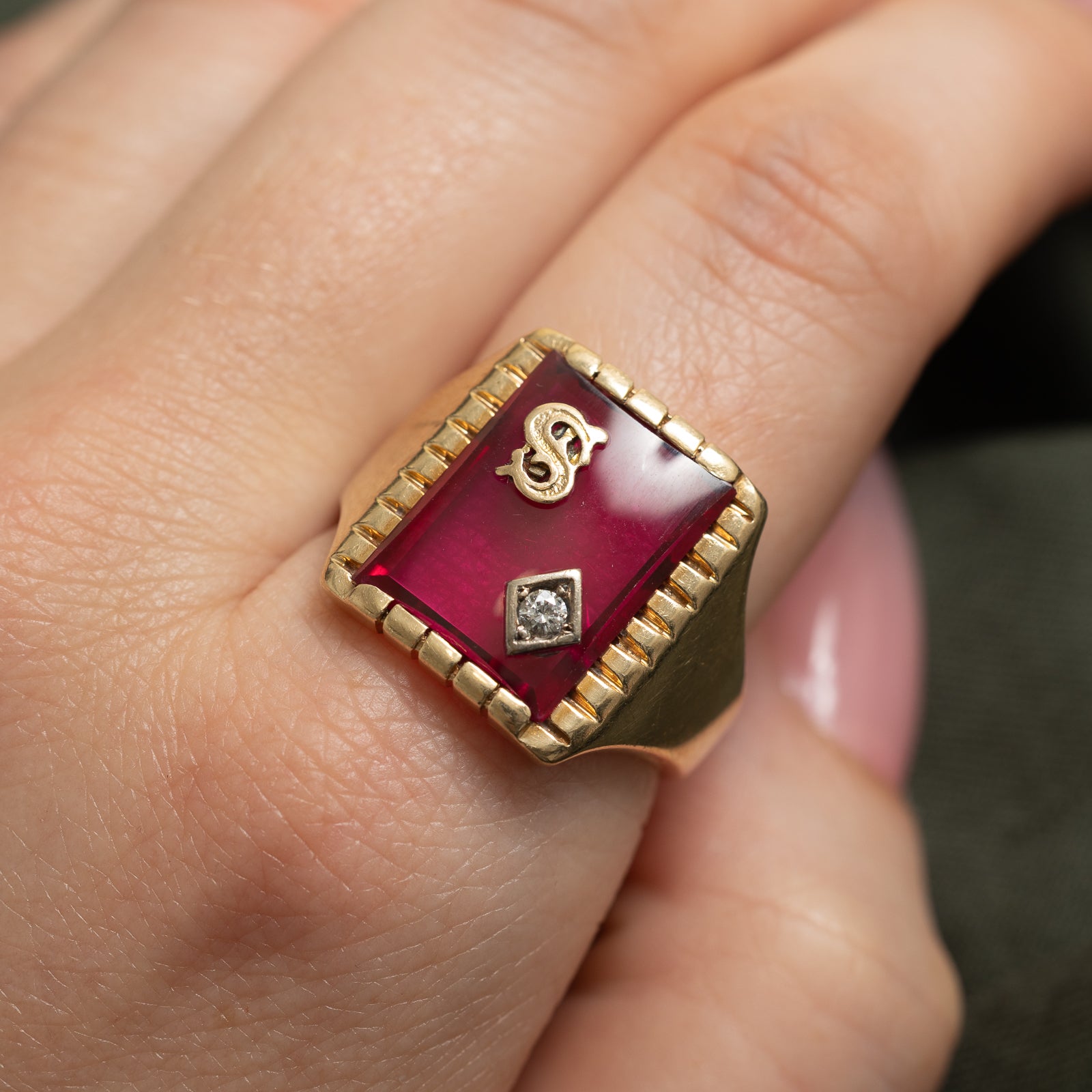 Synthetic Ruby & Diamond 'S' Initial Ring - 10.00ct Ruby & 0.05ct Diamond - Size 11.25 - Elegant Personalized Jewelry for Women - Perfect Gift for Birthday, Anniversary & Valentine's Day