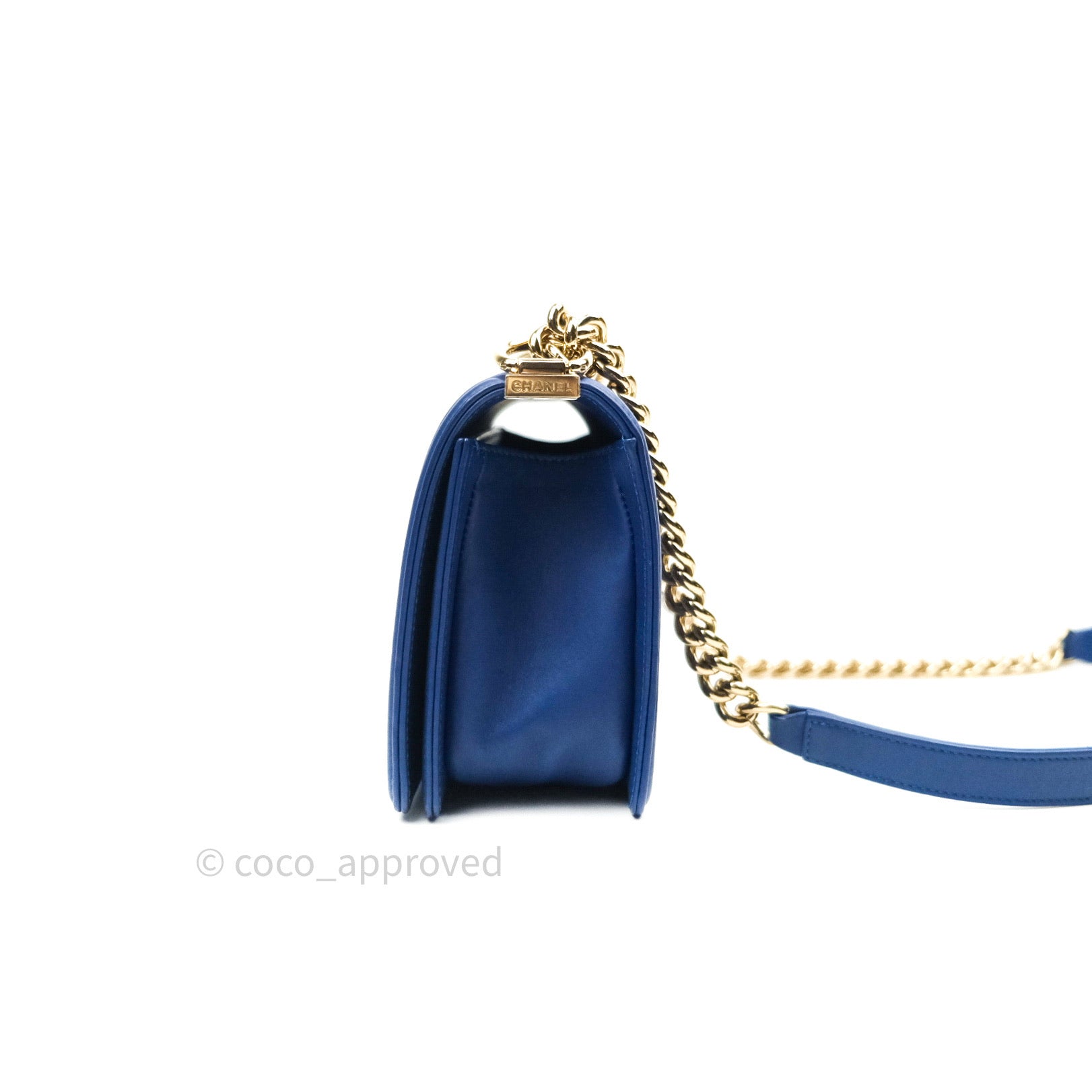 Chanel Boy Medium Handbag in Navy Calfskin Leather with Shiny Gold Hardware - Luxury Crossbody Bag for Women, Perfect for Parties & Evening Events