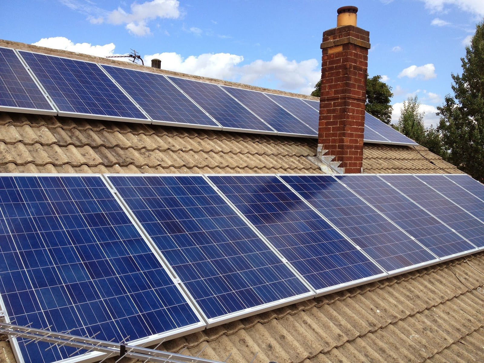 4kW DIY Solar Panel Kit with Microinverters - 4000 Watt Complete Home Solar Power System for Off-Grid & Emergency Backup