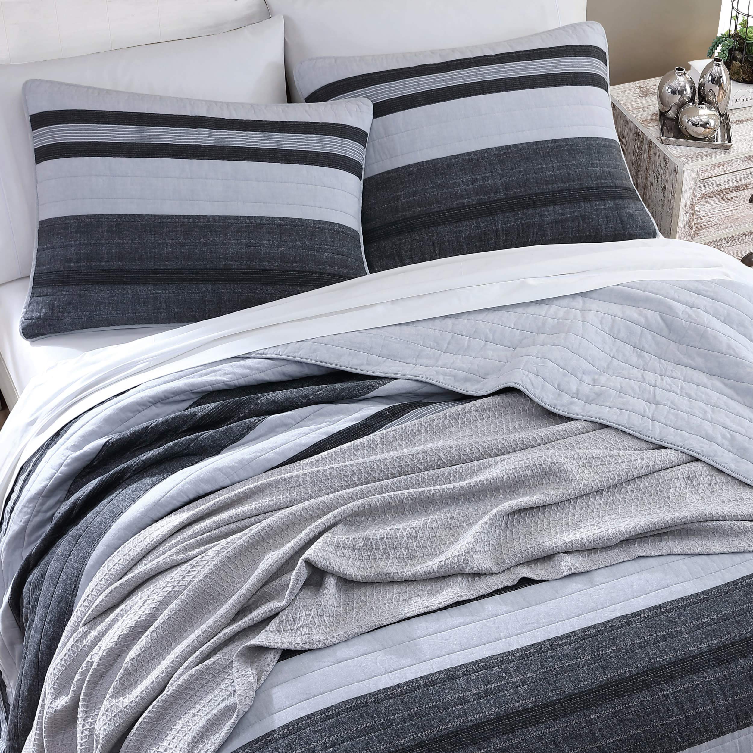 Nautica King Quilt Set - 100% Cotton Reversible Comforter | All-Season Bedding Set in Ardmoore Grey | Perfect for Master Bedroom, Guest Room & Luxury Hotels