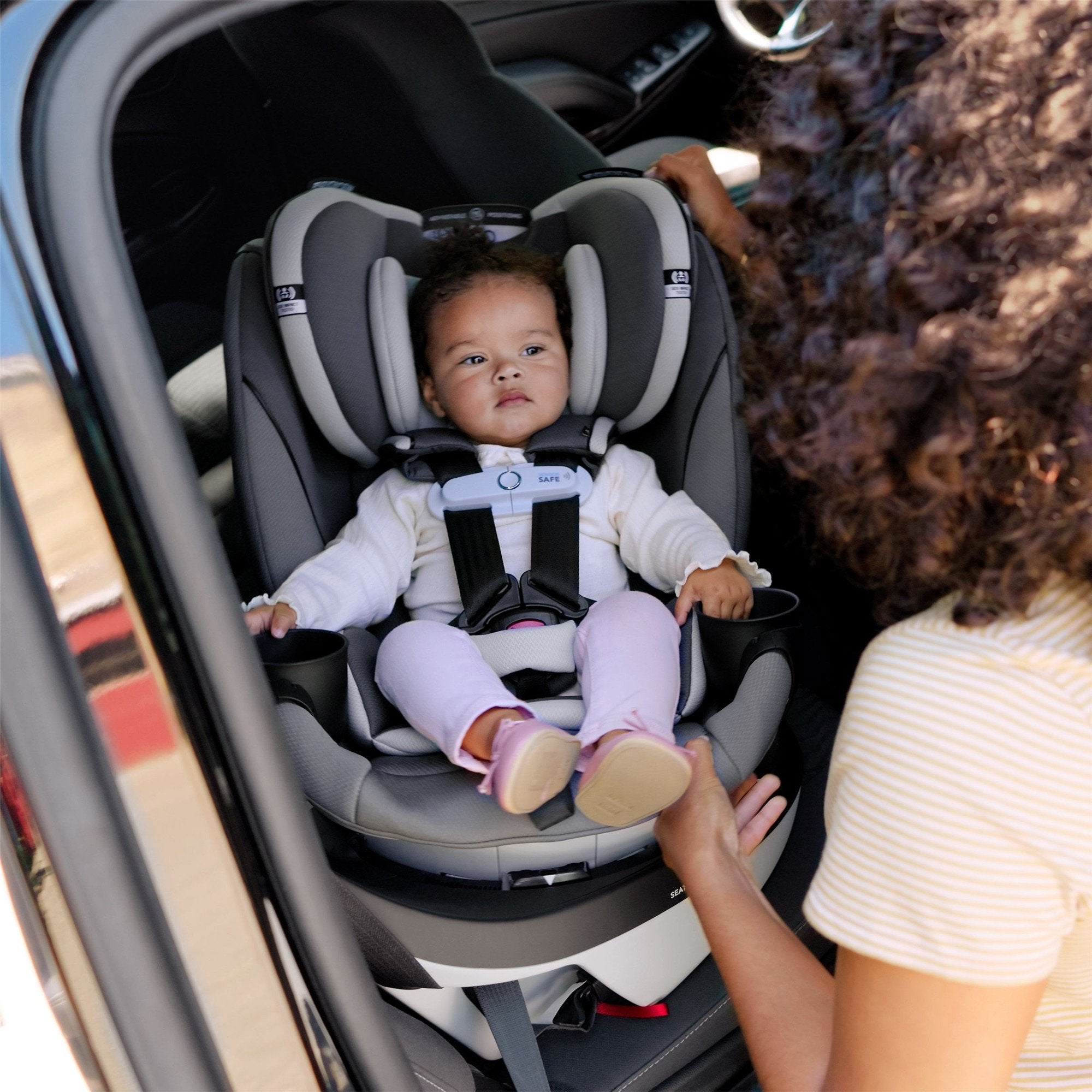 Evenflo Gold Revolve360 Rotational Convertible Car Seat - Safe & Easy 360° Swivel for Infants to Toddlers - Ideal for Travel & Everyday Use