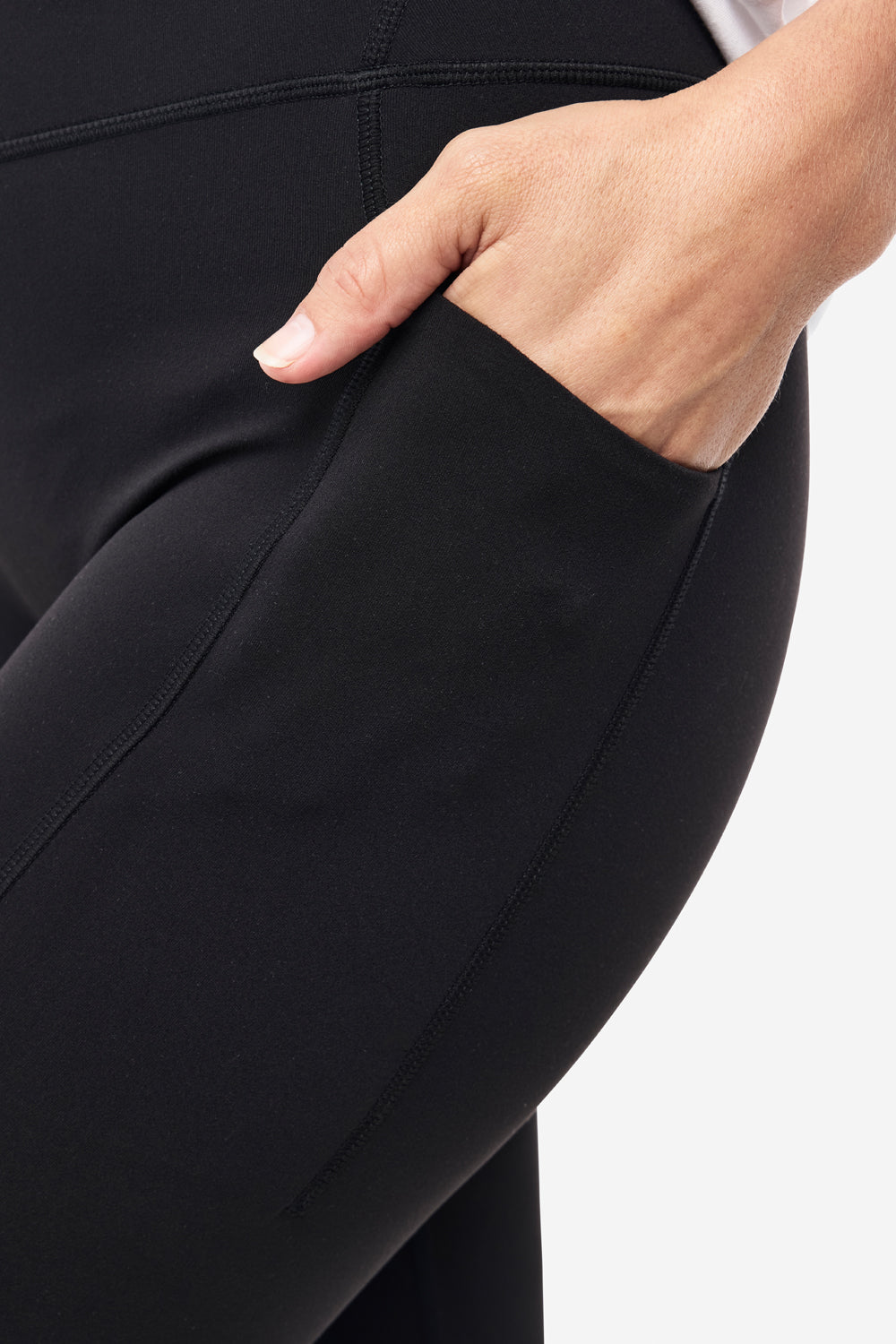 Core Pocket Base No Chafe Legging - Black | Anti-Chafing Workout Leggings for Women | Perfect for Running, Yoga & Gym