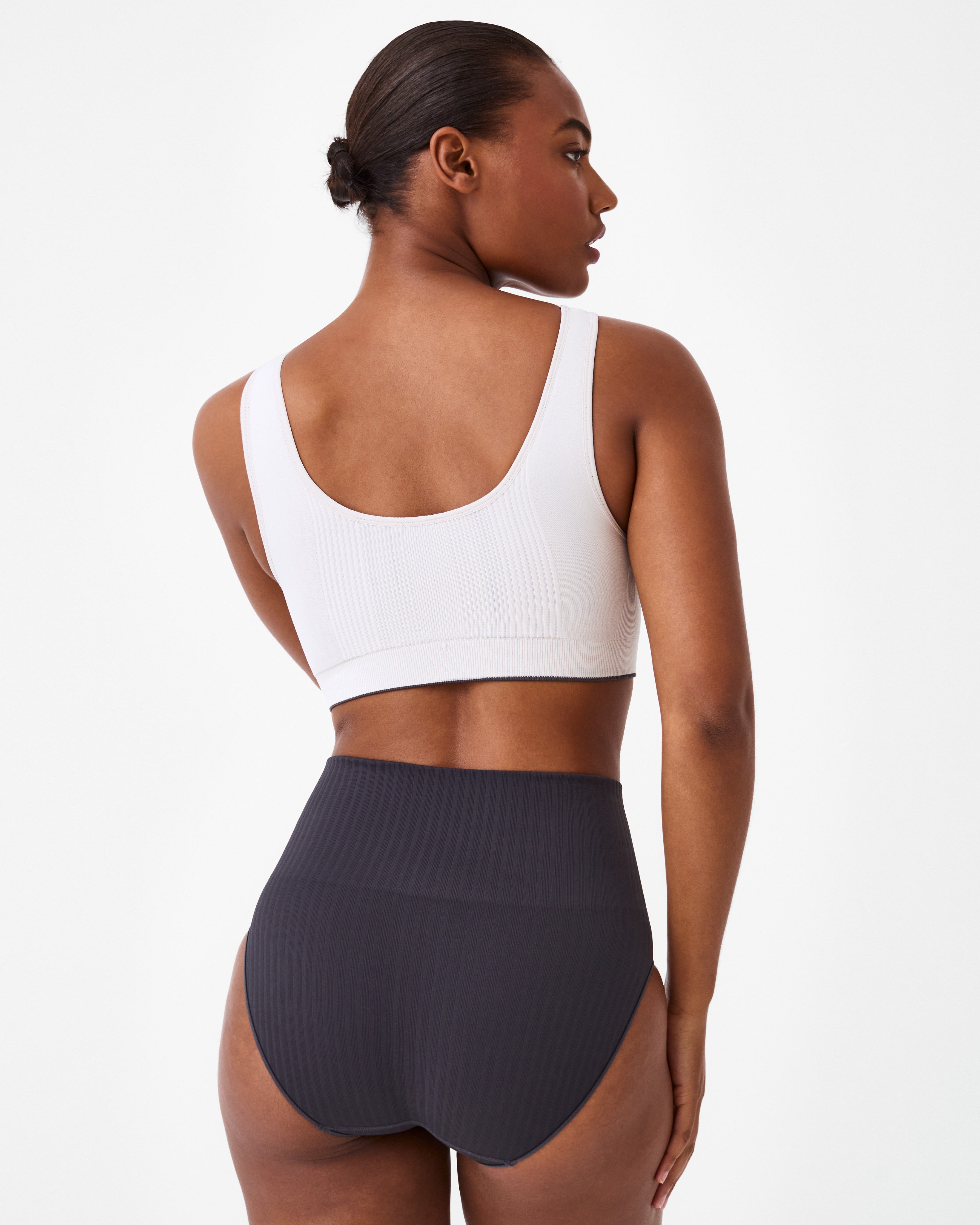 SPANX® Breast of Both Worlds® Reversible Comfort Bra - Wireless Support for Everyday Wear & Workout | Seamless T-Shirt Bra for Women