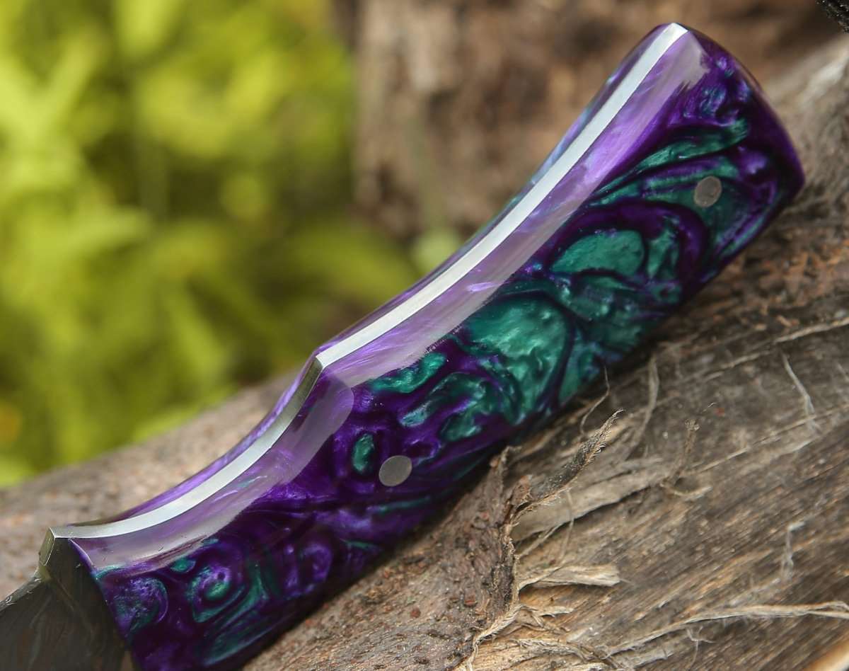 Premium Damascus Steel Hunting Knife - Handcrafted with Resin Handle - Perfect for Outdoor Camping, Bushcraft & Survival Gear
