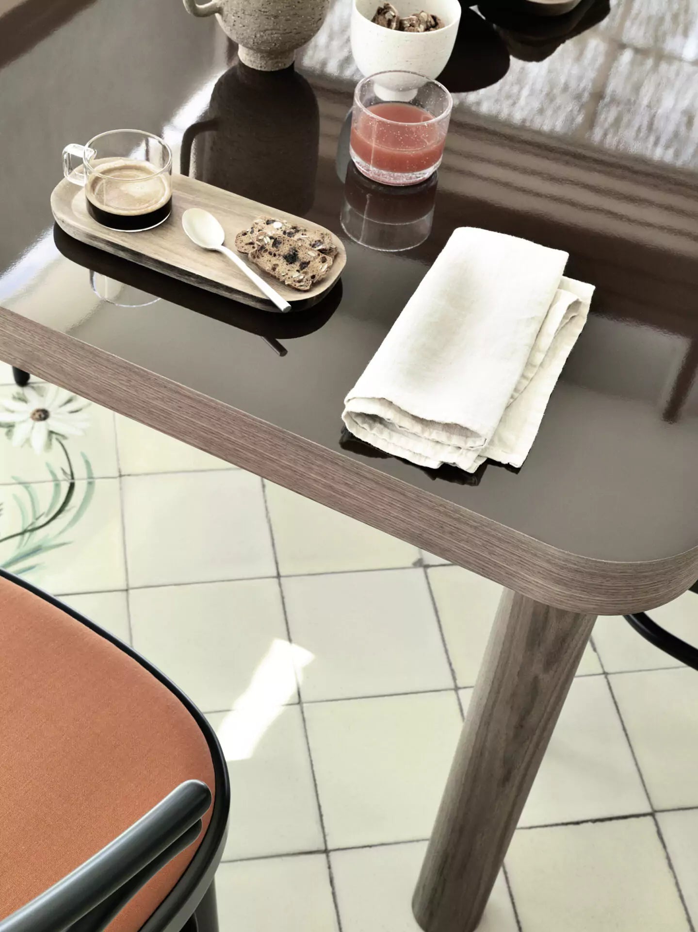 GTV Saule Modern Dining Table - Elegant & Durable for Home & Restaurant Use | Perfect for Family Dinners & Entertaining Guests