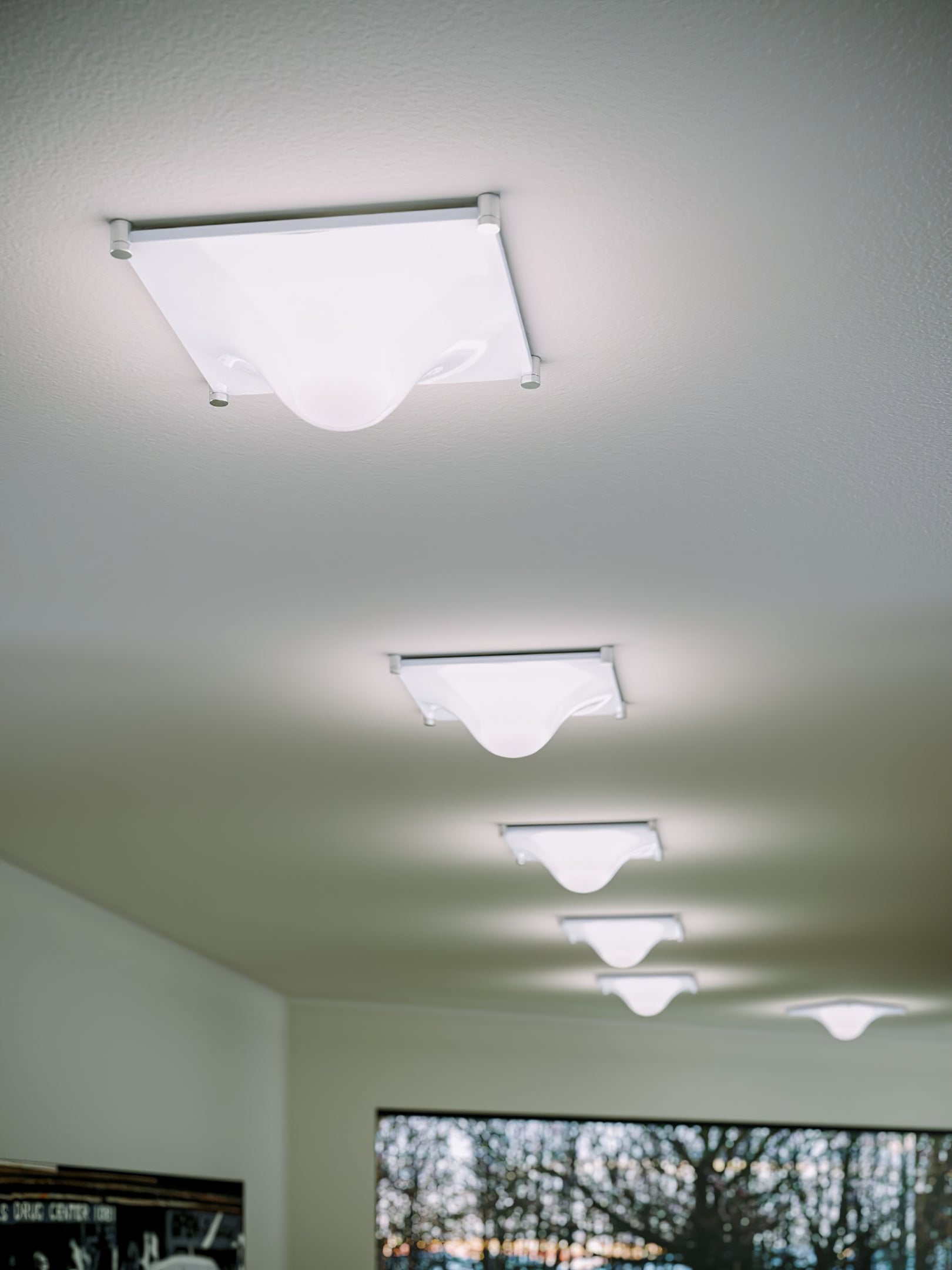 Bolla Modern Ceiling Light Fixture - Energy Efficient LED Lighting for Living Room, Bedroom, and Dining Room - Stylish Home Decor with Easy Installation