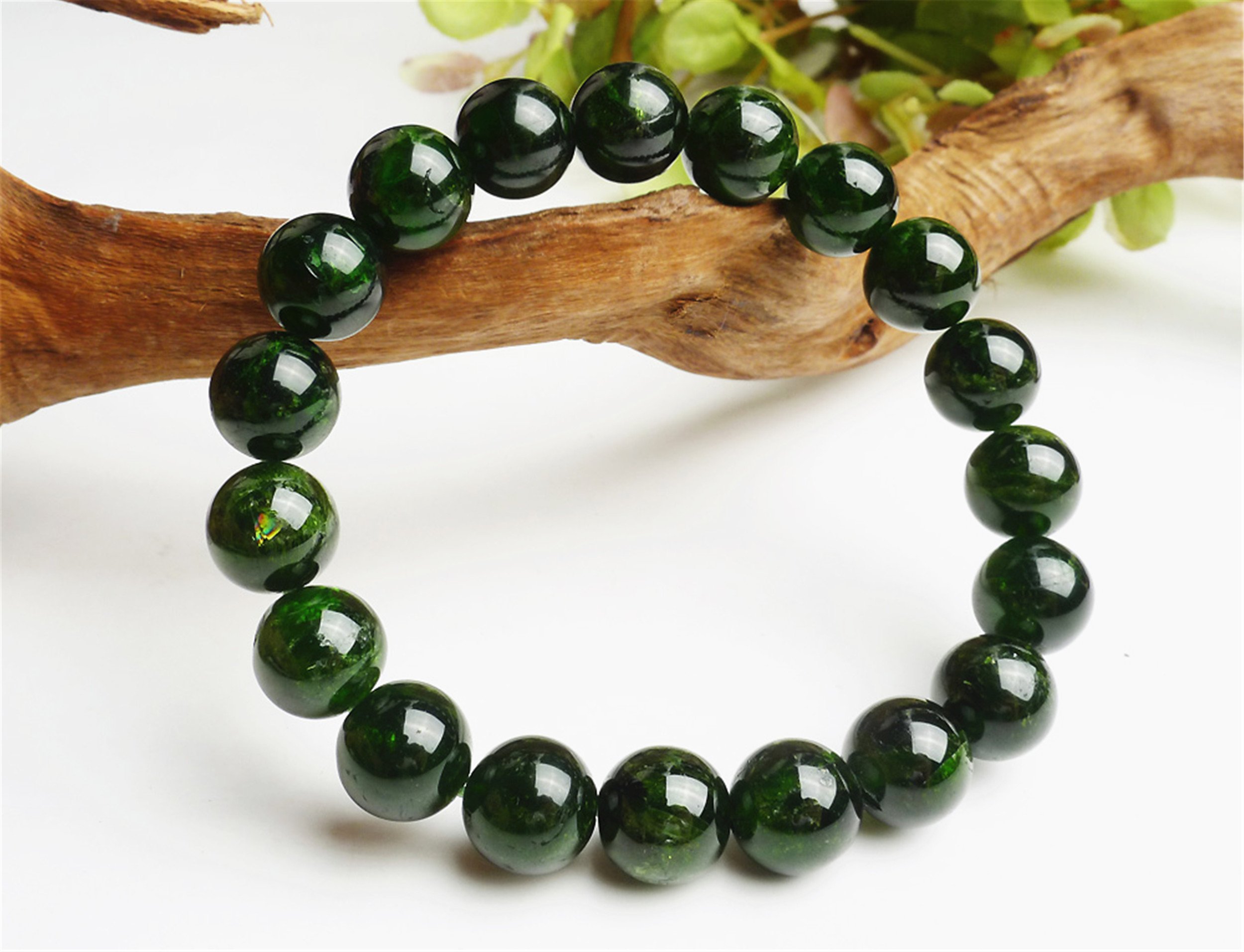10mm Natural Green Chrome Diopside Crystal Round Beads Bracelet for Women - Handmade Gemstone Jewelry for Healing, Meditation & Spiritual Energy - Perfect for Yoga, Reiki & Gift Giving
