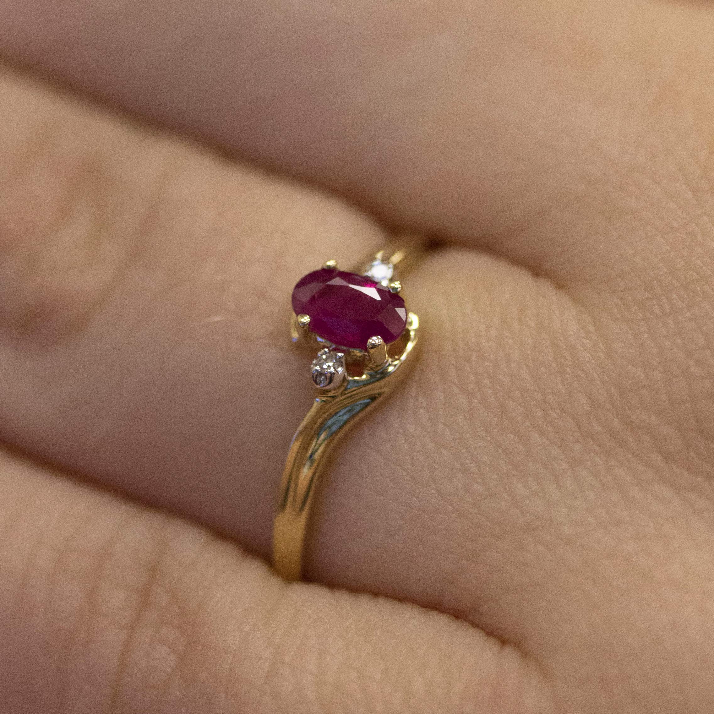 10K Yellow Gold Ruby and Diamond Ring for Women - Elegant Vintage Style Jewelry for Engagement, Anniversary, and Special Occasions