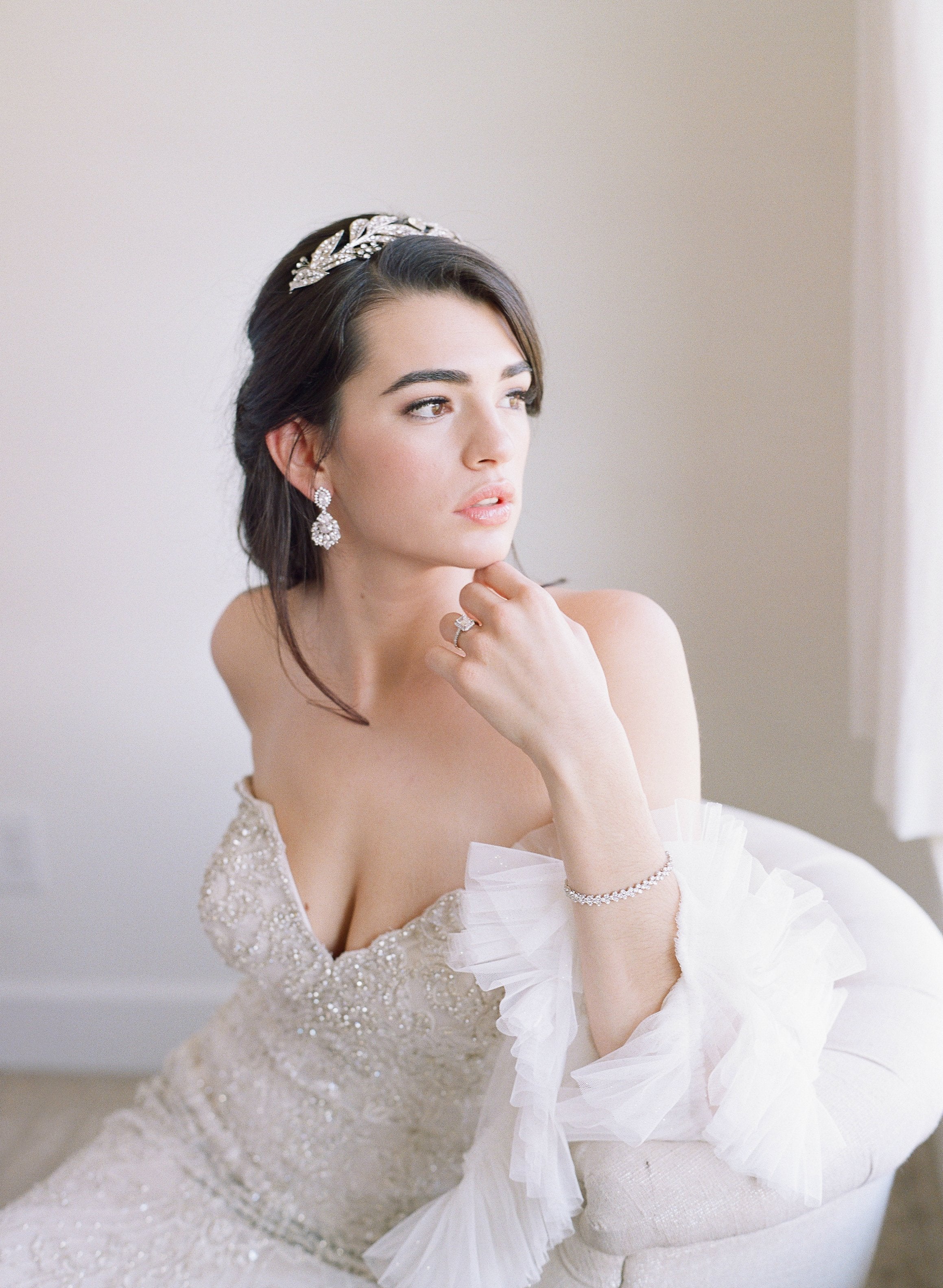 GENEVA Bridal Drop Earrings – Elegant Wedding Jewelry for Brides, Dangling Pearl & Crystal Earrings for Special Occasions | Perfect for Weddings, Prom, Anniversaries & Formal Events