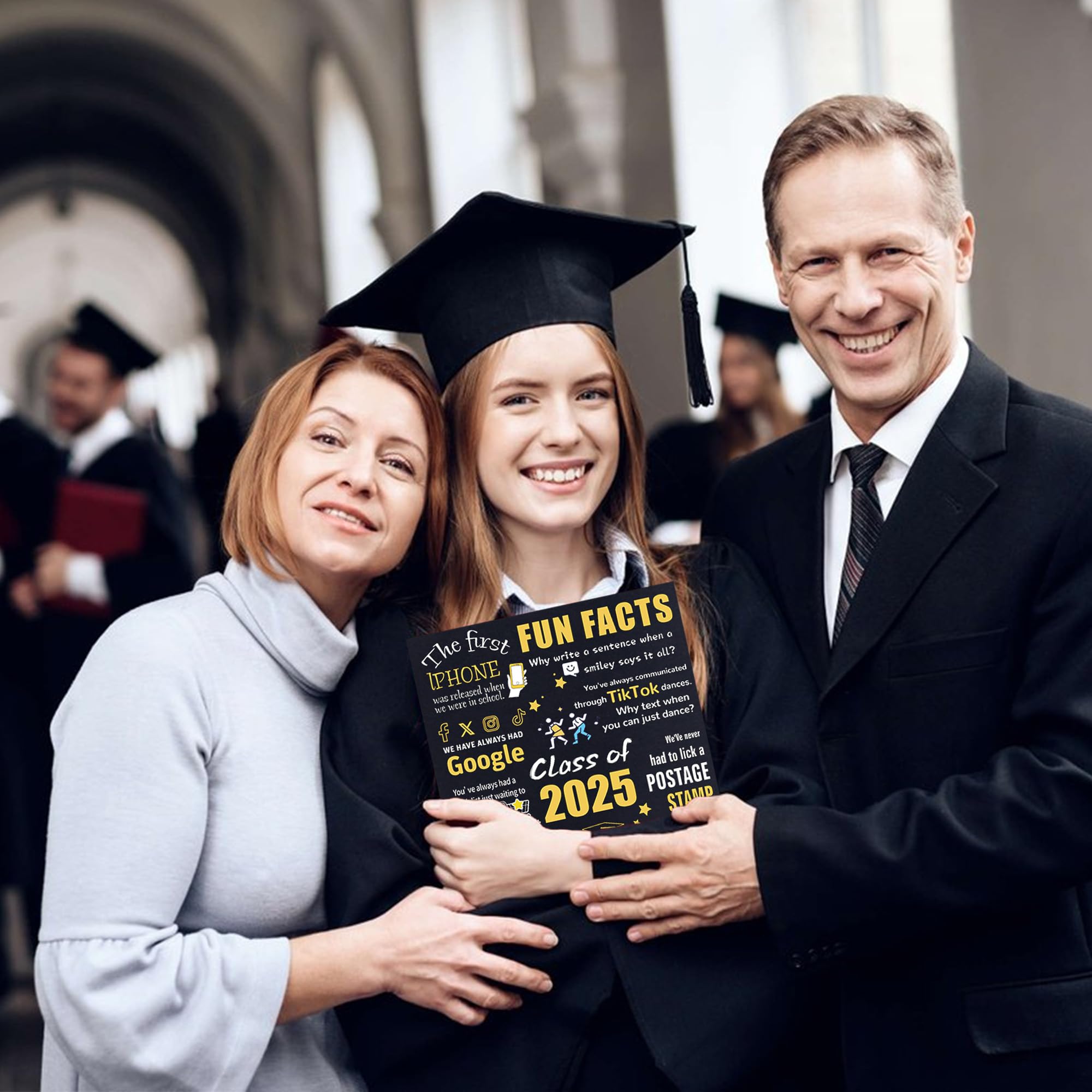 Black Gold Class of 2025 Graduation Party Decorations - Alternative Signature Guest Book & Signing Card Board - Perfect for Graduation Gifts & Celebration Decor (Graduation Party, Senior Year Memories, Commencement Ceremony)