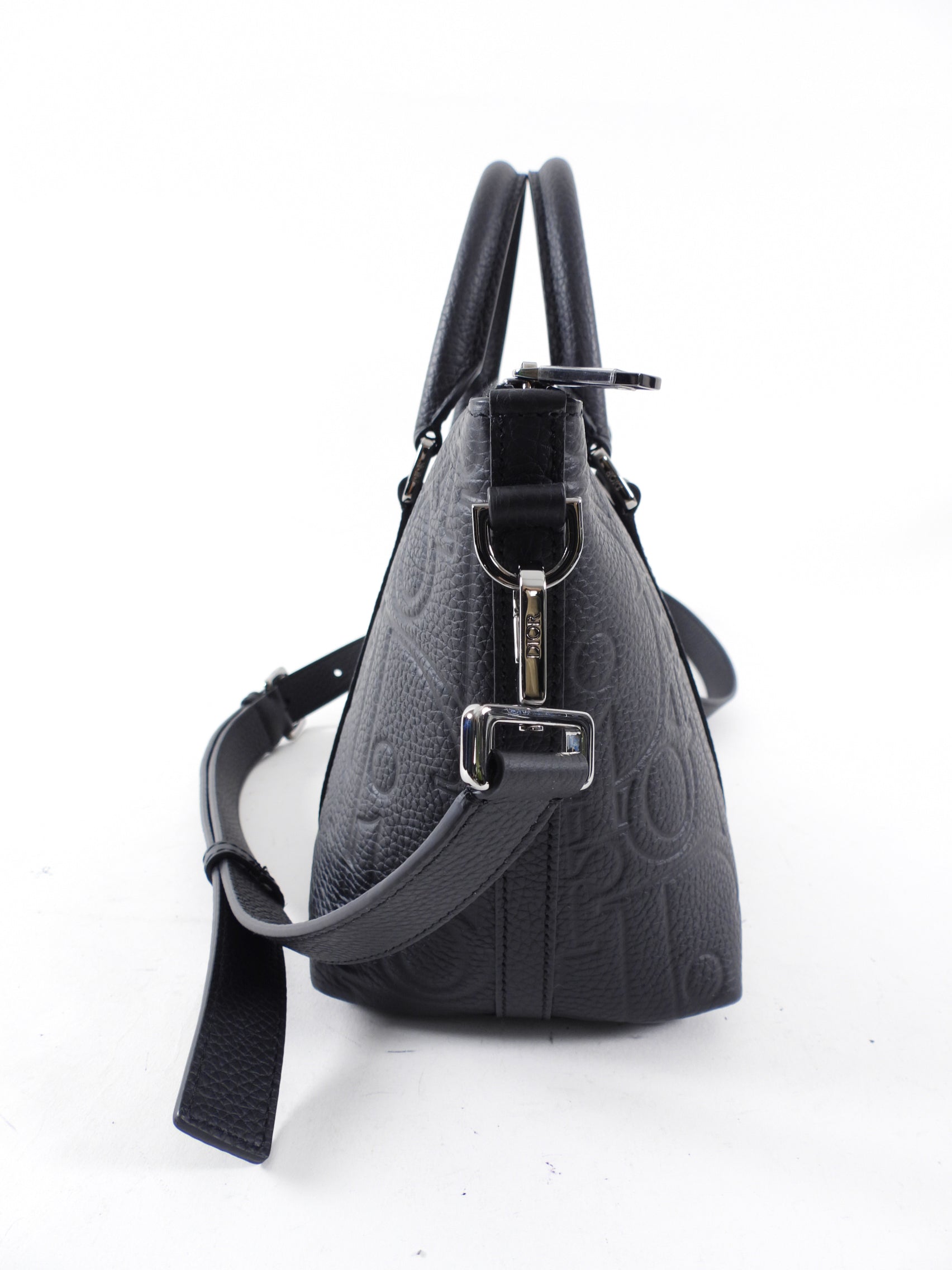 Christian Dior Black Gravity Leather Weekender 25 Bag - Luxury Travel Bag for Women, Perfect for Weekend Getaways & Business Trips