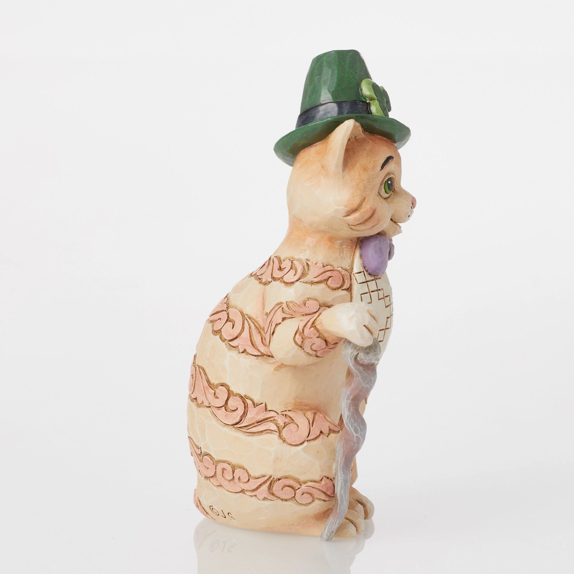 Irish Tabby Cat Figurine - Handcrafted Resin Statue for Home Decor, Gift for Cat Lovers | Perfect for Bookshelf, Office Desk, and Living Room Display