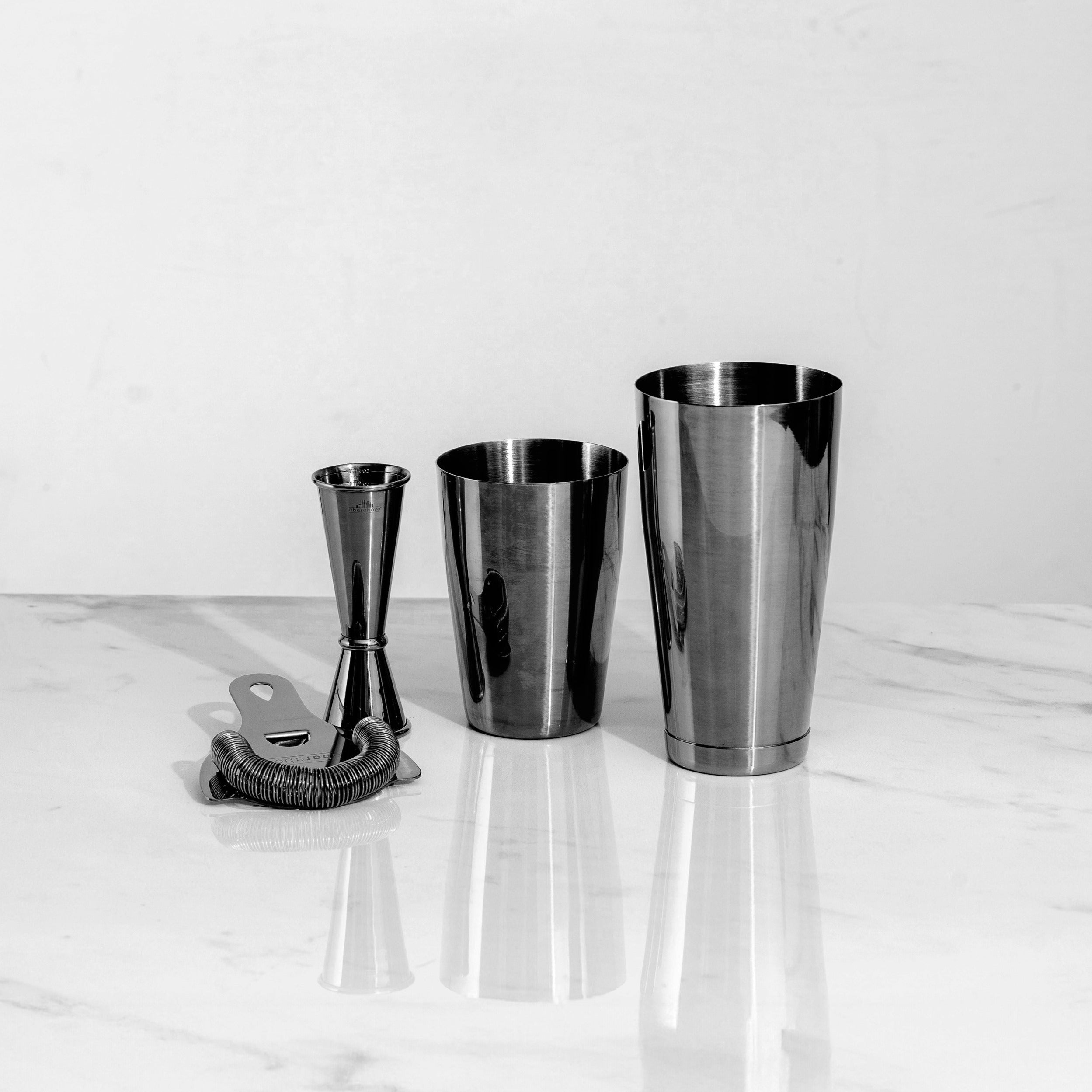Premium 4-Piece Black Cocktail Shaker Set - Bar Mixing Tools for Martini, Margarita & Whiskey Sour - Perfect for Home Bars, Parties & Professional Bartenders
