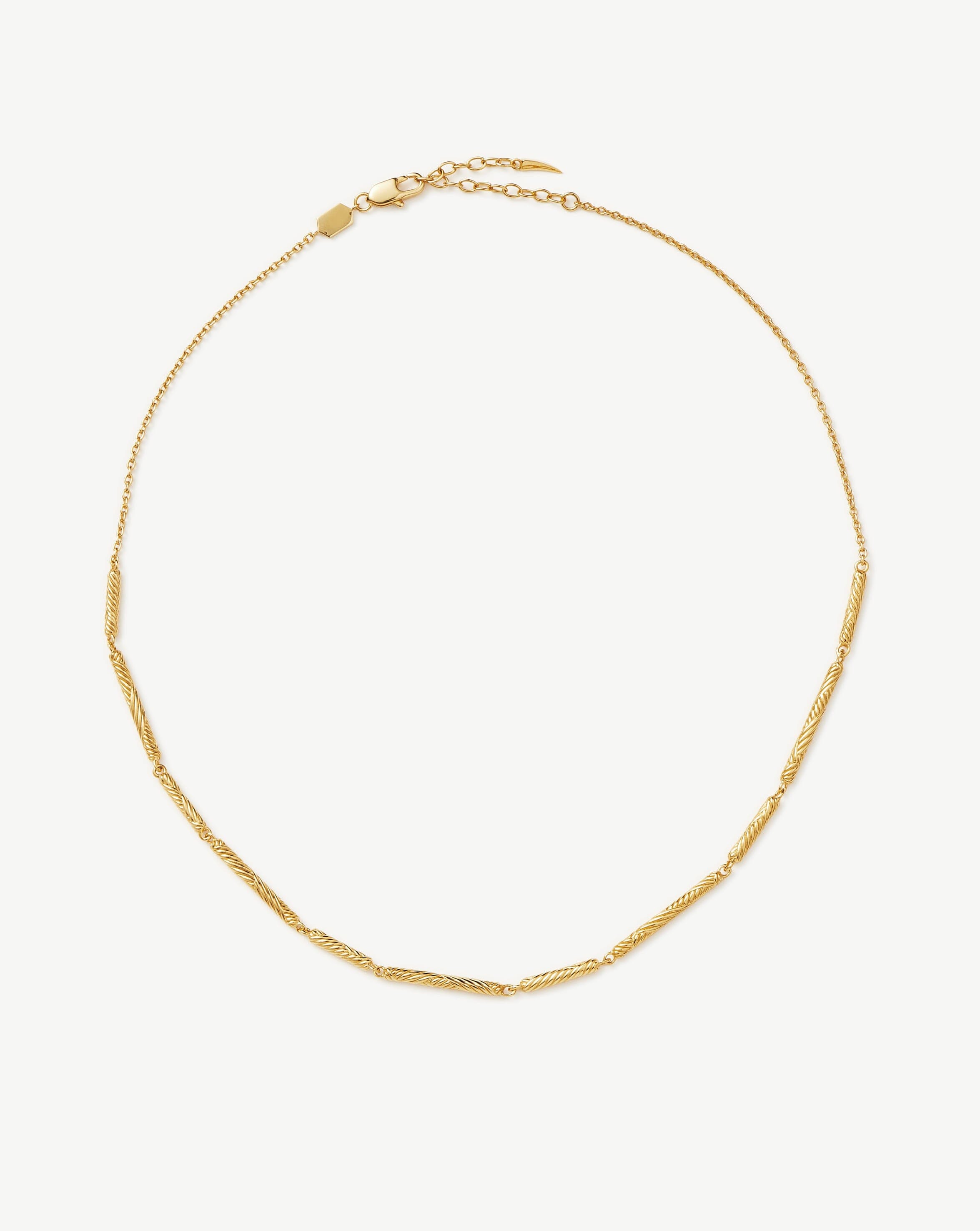Trendy Wavy Ridge Chain Choker Necklace for Women - Elegant Layered Gold & Silver Statement Piece | Perfect for Parties, Date Nights & Everyday Wear
