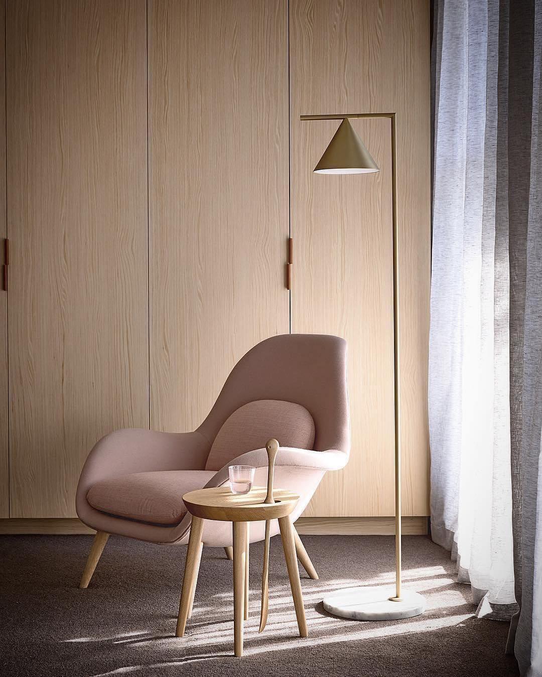 Captain Flint Floor Lamp - Modern LED Standing Light with Adjustable Brightness, Perfect for Living Room, Bedroom, and Office Reading Lighting