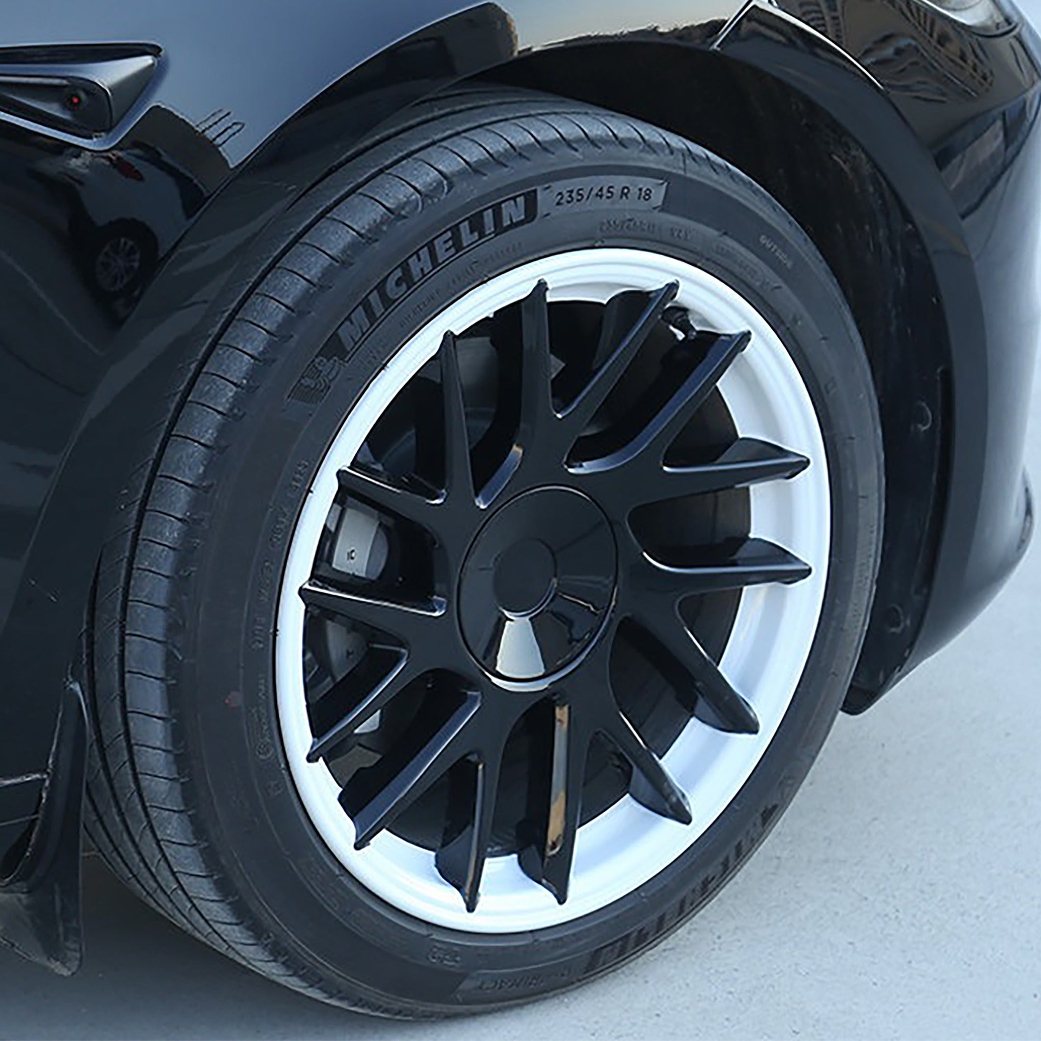 Premium 2024+ Tesla Model 3 18