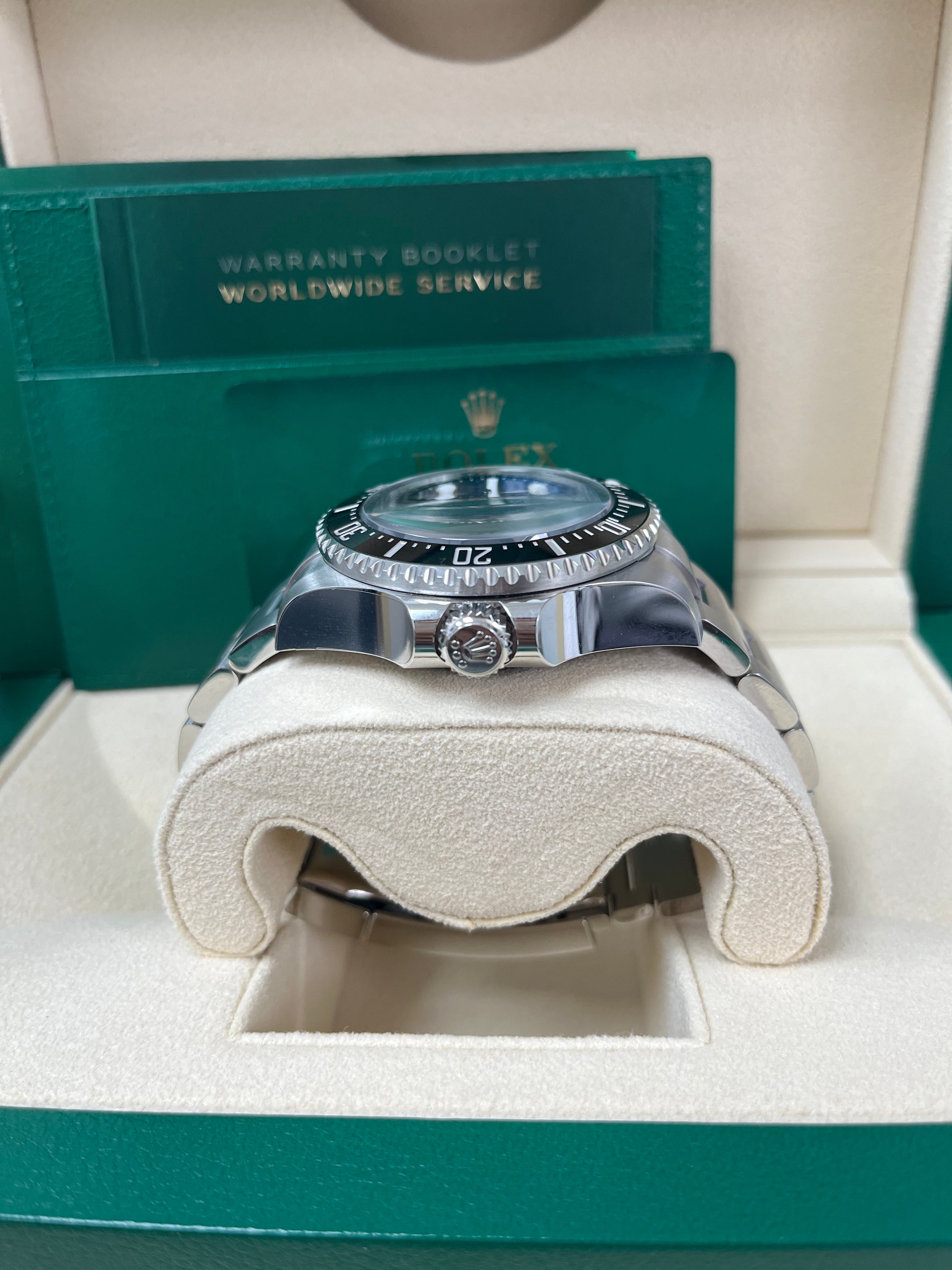 Rolex Sea-Dweller Deepsea 44mm Oystersteel Watch with Blue Dial & Oyster Bracelet - Ref. 136660 - James Cameron Edition - Luxury Dive Watch for Professional Divers & Collectors