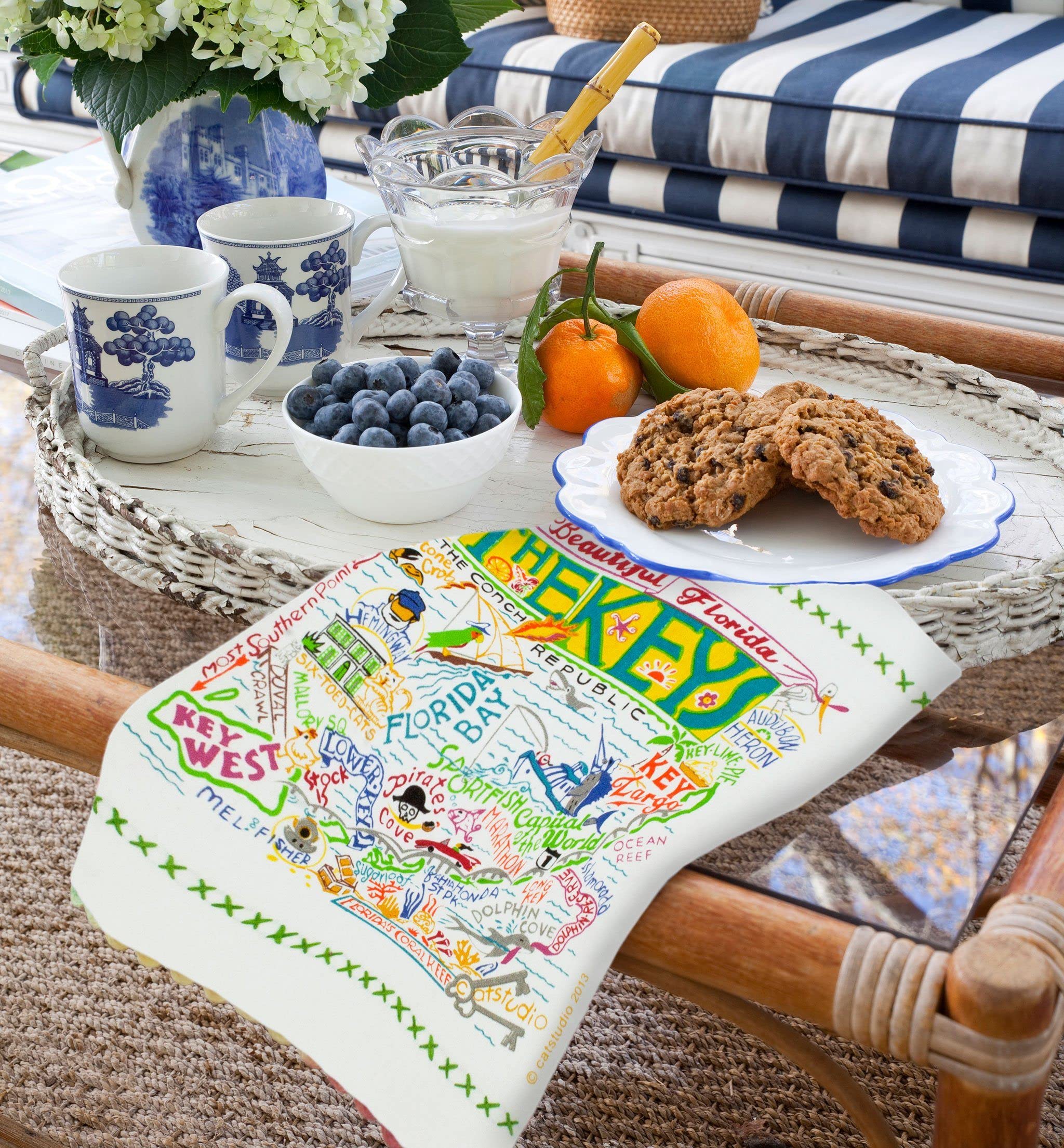Catstudio Florida Keys Dish & Hand Towel Set - Absorbent Cotton Kitchen, Bar & Bath Towels for Decor and Drying - Perfect for Beach Houses, Coastal Themed Kitchens, and Vacation Homes