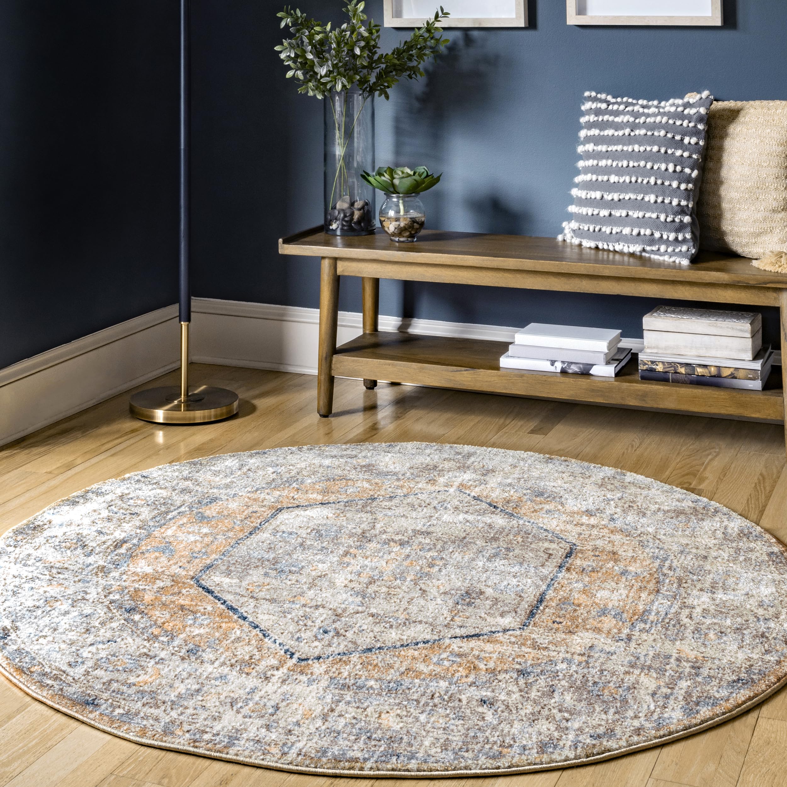 nuLOOM Jacquie Vintage Floral Round Area Rug 4' - Transitional Peach Beige Accent Rug for Living Room, Bedroom, Dining Room | Soft Non-Slip Kitchen Mat, Entryway Decor & Cozy Home Floor Covering