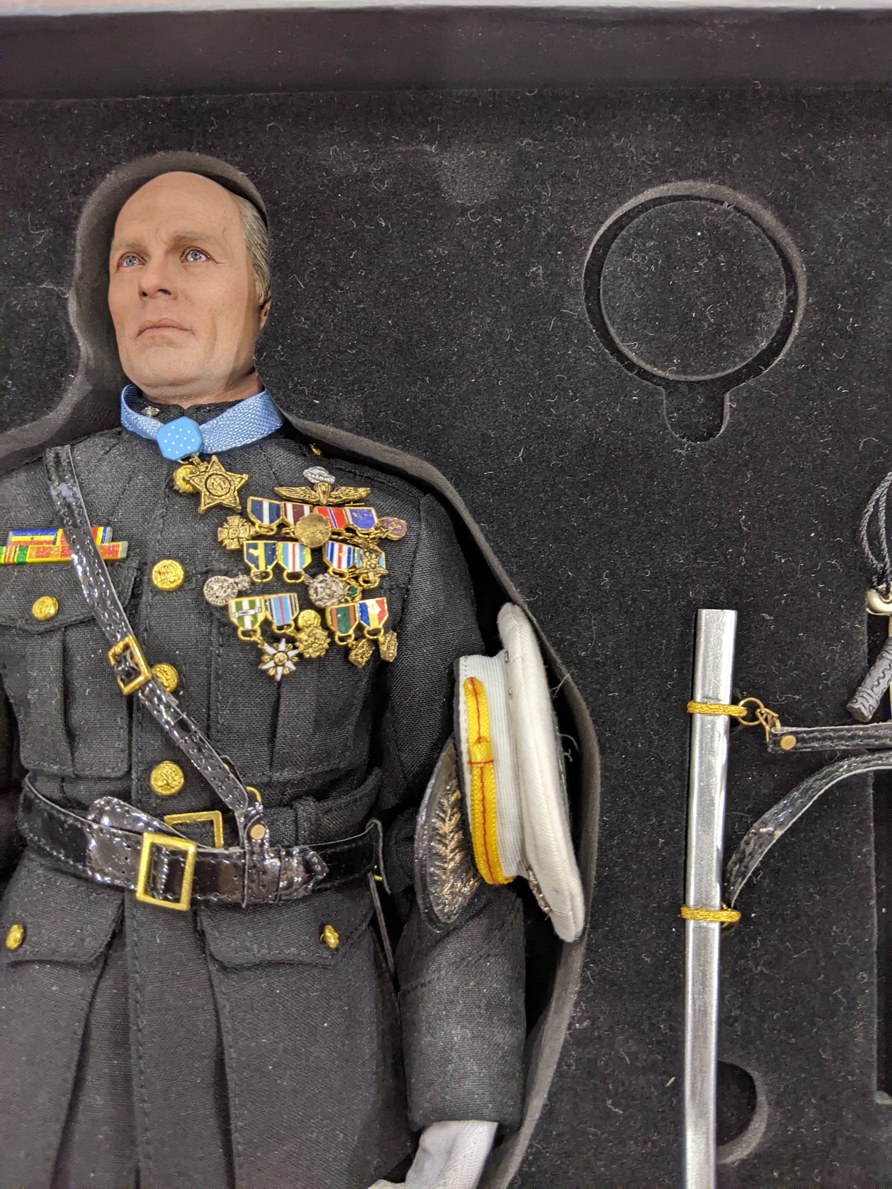 1/6 DID Corp Brigadier General Frank USMC Force Recon A80092 Sixth Scale Military Action Figure - Collectible Open Box - Perfect for Display & Military Model Enthusiasts