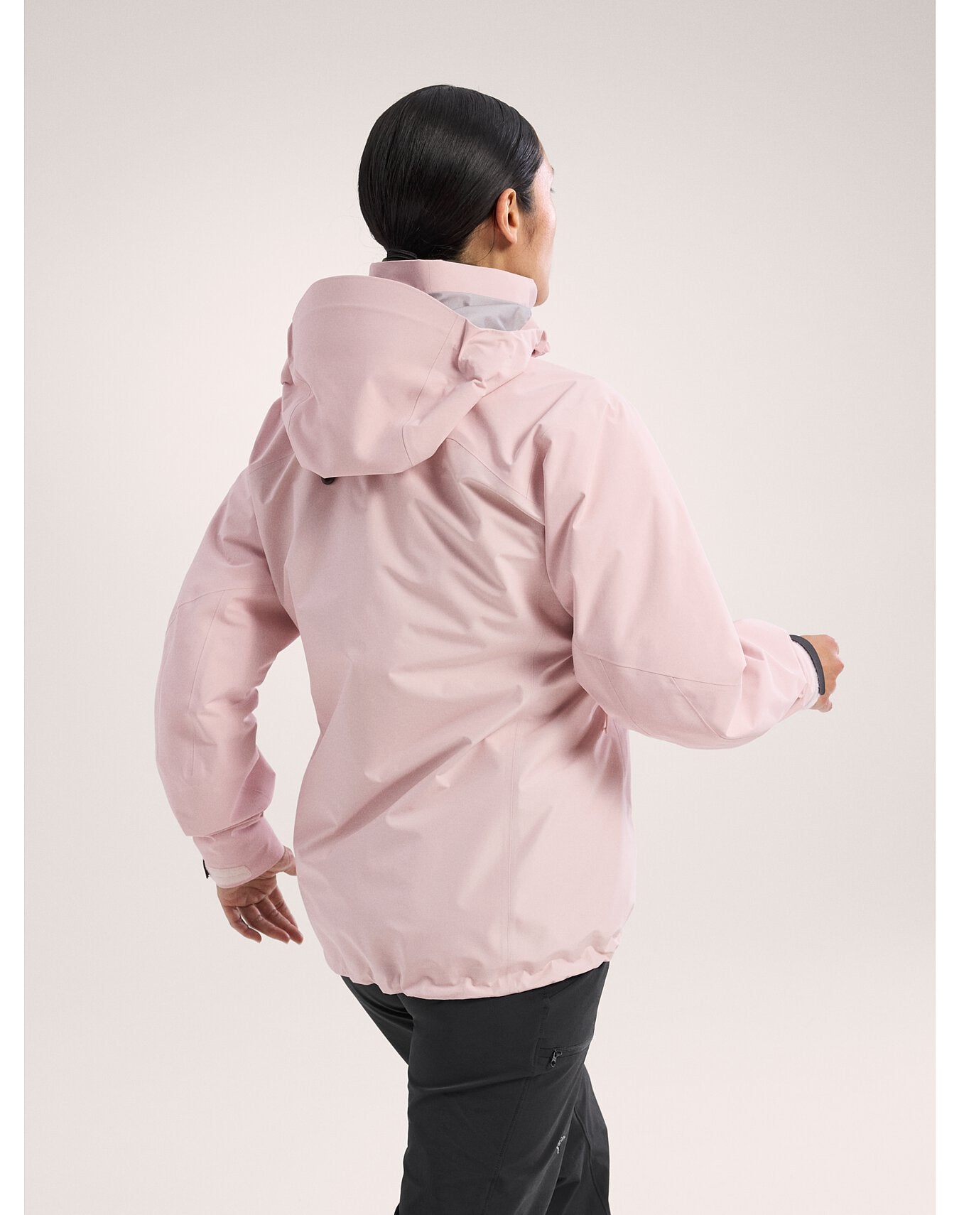 Women's Beta AR Jacket - Lightweight Waterproof Hiking Shell for Outdoor Adventures | Perfect for Trail Running, Camping & Mountain Climbing