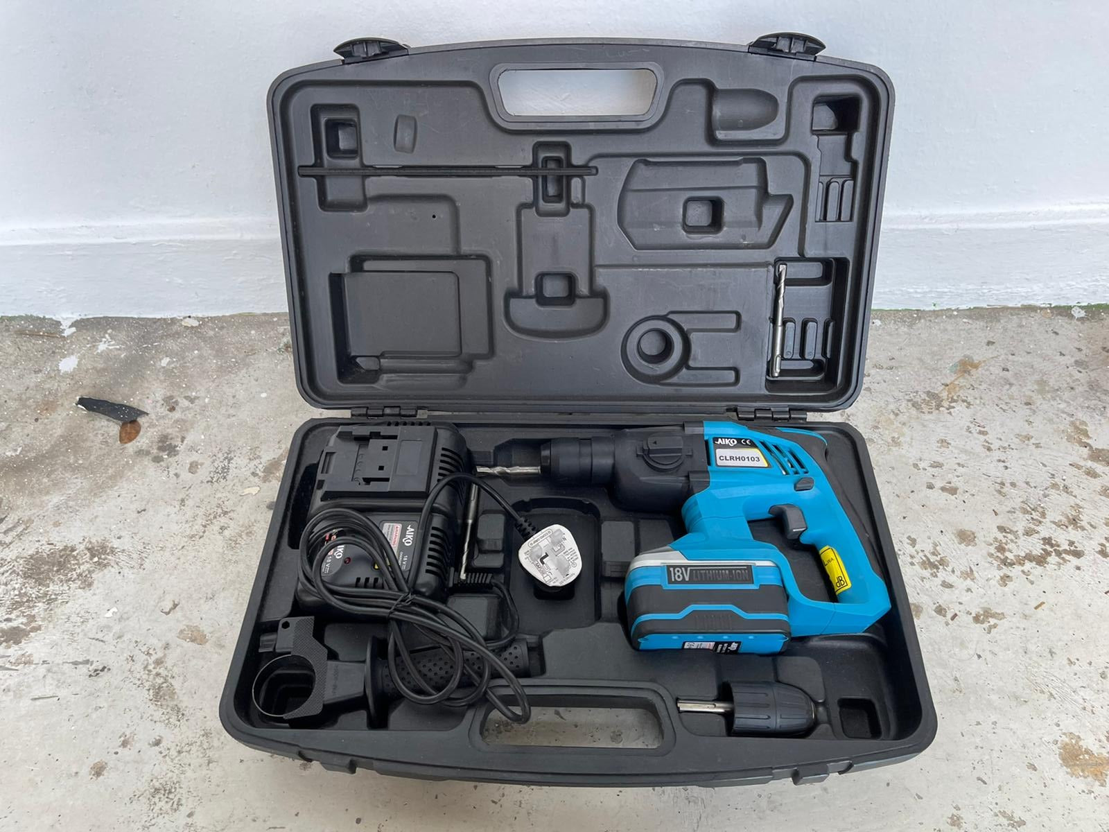 Aiko 18V Big Rotary Hammer with 3.0Ah Battery - Powerful Cordless Hammer Drill for Concrete, Brick & Masonry | Model CLRH0103 | Ideal for Construction, Demolition & DIY Home Projects