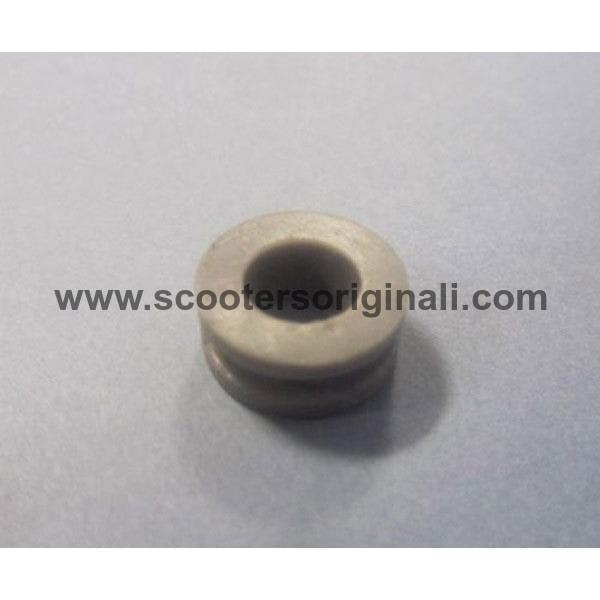 Vespa Grommet - Grey Wiring Harness for Frame to Tail Light Installation | Durable Electrical Connector for Vespa Scooters | Perfect for DIY Repairs & Maintenance