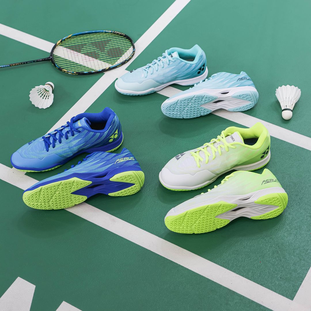 Yonex Aerus Z2 Women's Badminton Shoes - Lightweight & Breathable Mint Green Court Shoes for Indoor Sports & Training