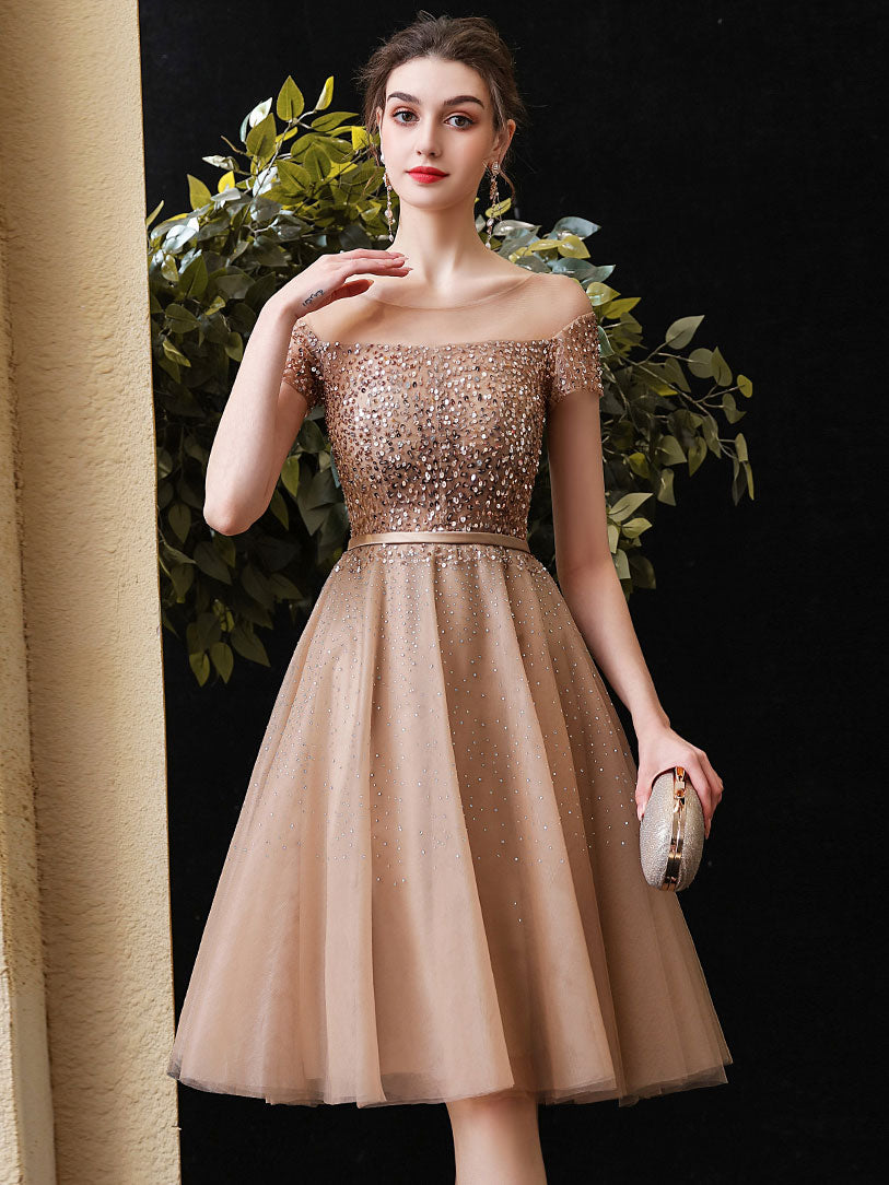 Elegant Champagne Round Neck Tulle Sequin Short Prom Dress for Homecoming - Perfect for Parties, Dances & Special Occasions