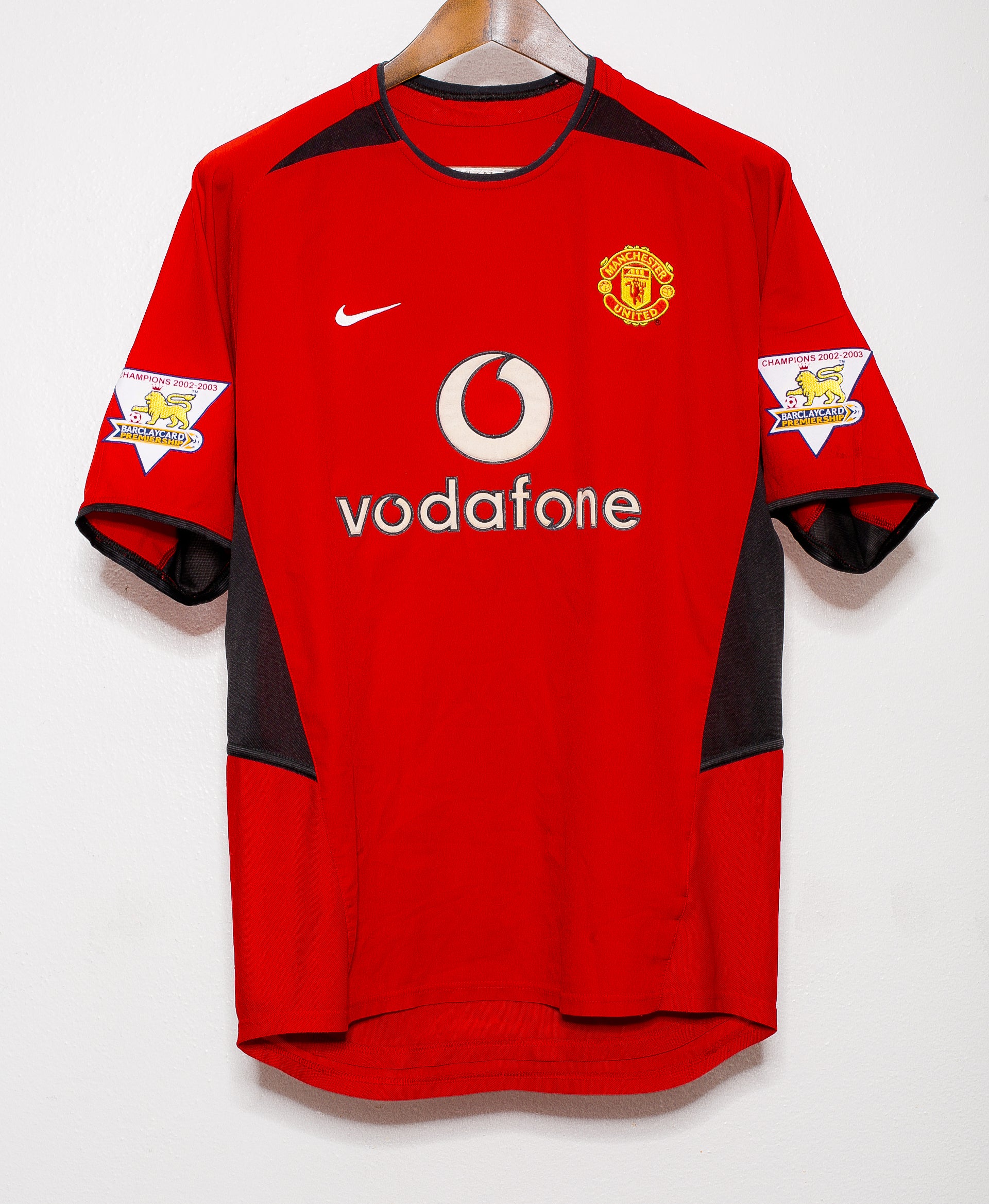2003-2004 Manchester United Home Jersey #7 Cristiano Ronaldo (Size M) - Authentic Soccer Shirt for Fans & Collectors - Perfect for Match Days, Cosplay, and Sports Memorabilia Display