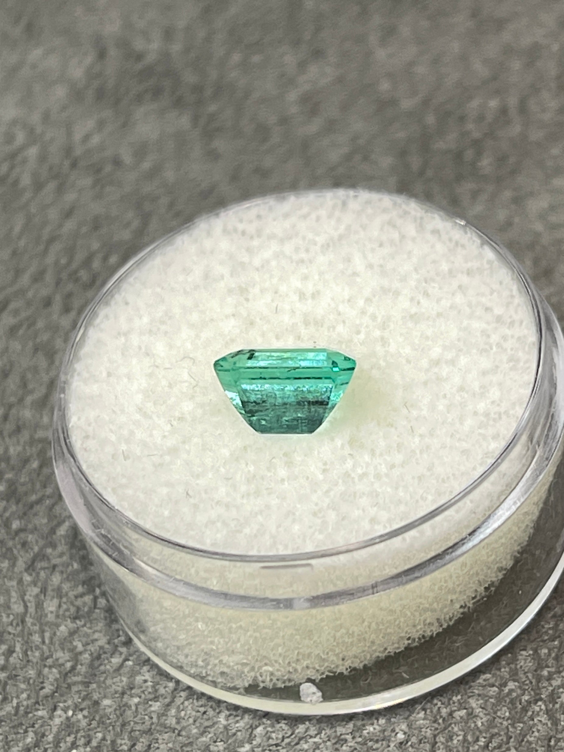 1.69 Carat Natural Colombian Emerald Loose Gemstone - Bright Bluish Green Emerald Cut for Jewelry Making, Engagement Rings & Fine Collections