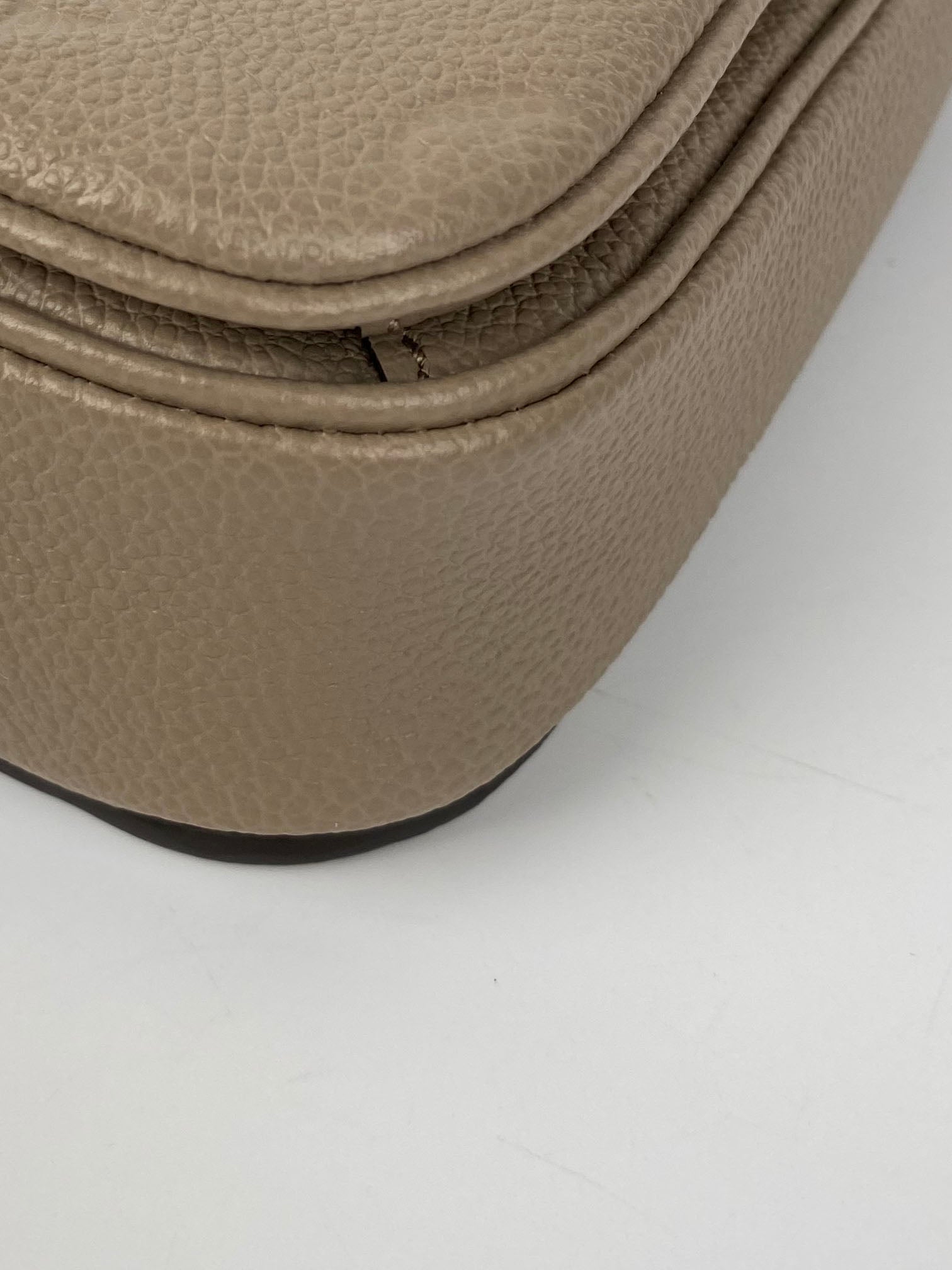 Authentic Louis Vuitton Pochette Métis Crossbody Bag in Beige Monogram Canvas - Perfect for Work, Travel & Everyday Luxury Fashion Accessory
