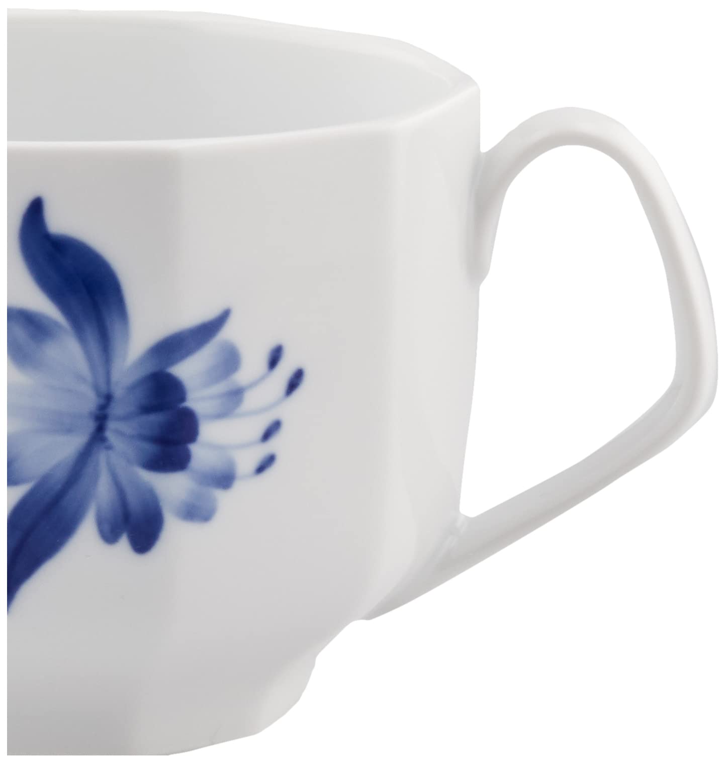 Royal Copenhagen 1025330 Fuchsia Bromst Cup & Saucer Set - 7.8 fl oz (220 ml) - Elegant Wedding Gift & Tea Time Luxury for Bridal Showers, Anniversaries & Afternoon Tea Parties