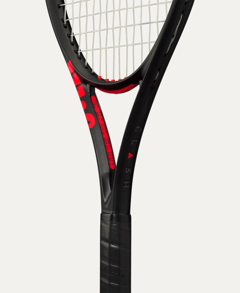 Wilson Clash 108 v3 Tennis Racket - Lightweight Carbon Fiber Frame for Power & Control | Perfect for Beginners & Intermediate Players | Court & Tournament Play