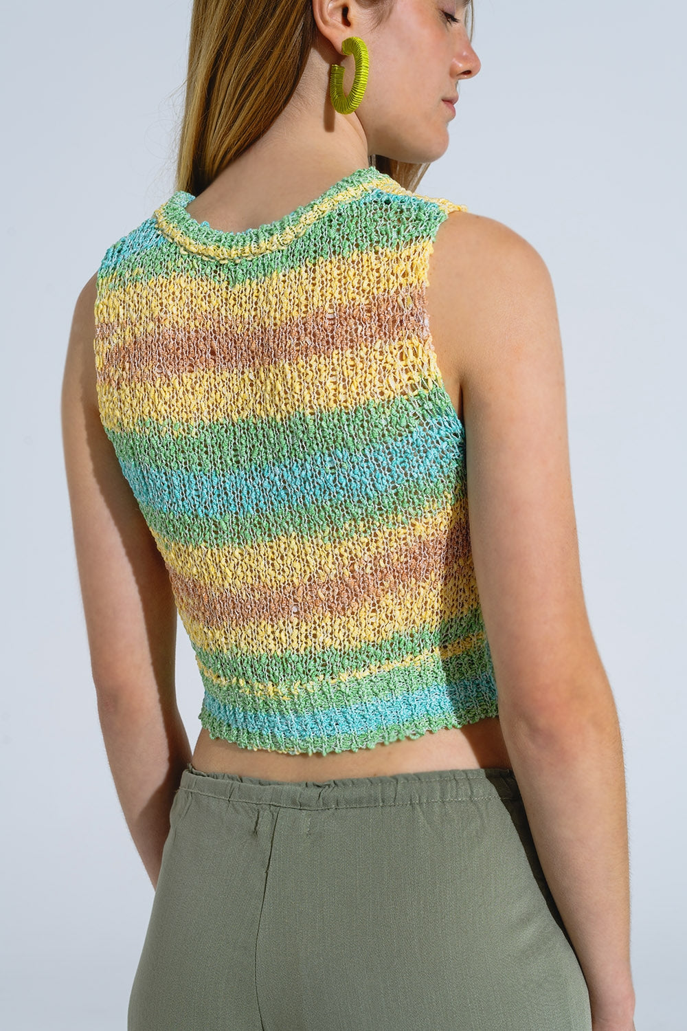 Striped Multicolor Knit Sleeveless Pullover with Crew Neck - Perfect for Casual Outfits, Layering & Summer Fashion