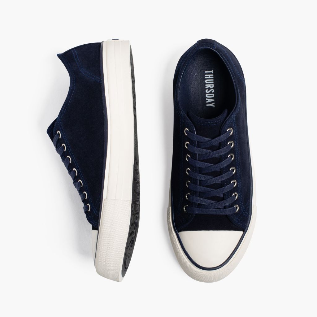 Vintage Style Low Top Sneakers for Men & Women - Navy Blue Retro Casual Shoes | Perfect for Streetwear, Everyday Fashion & Urban Lifestyle