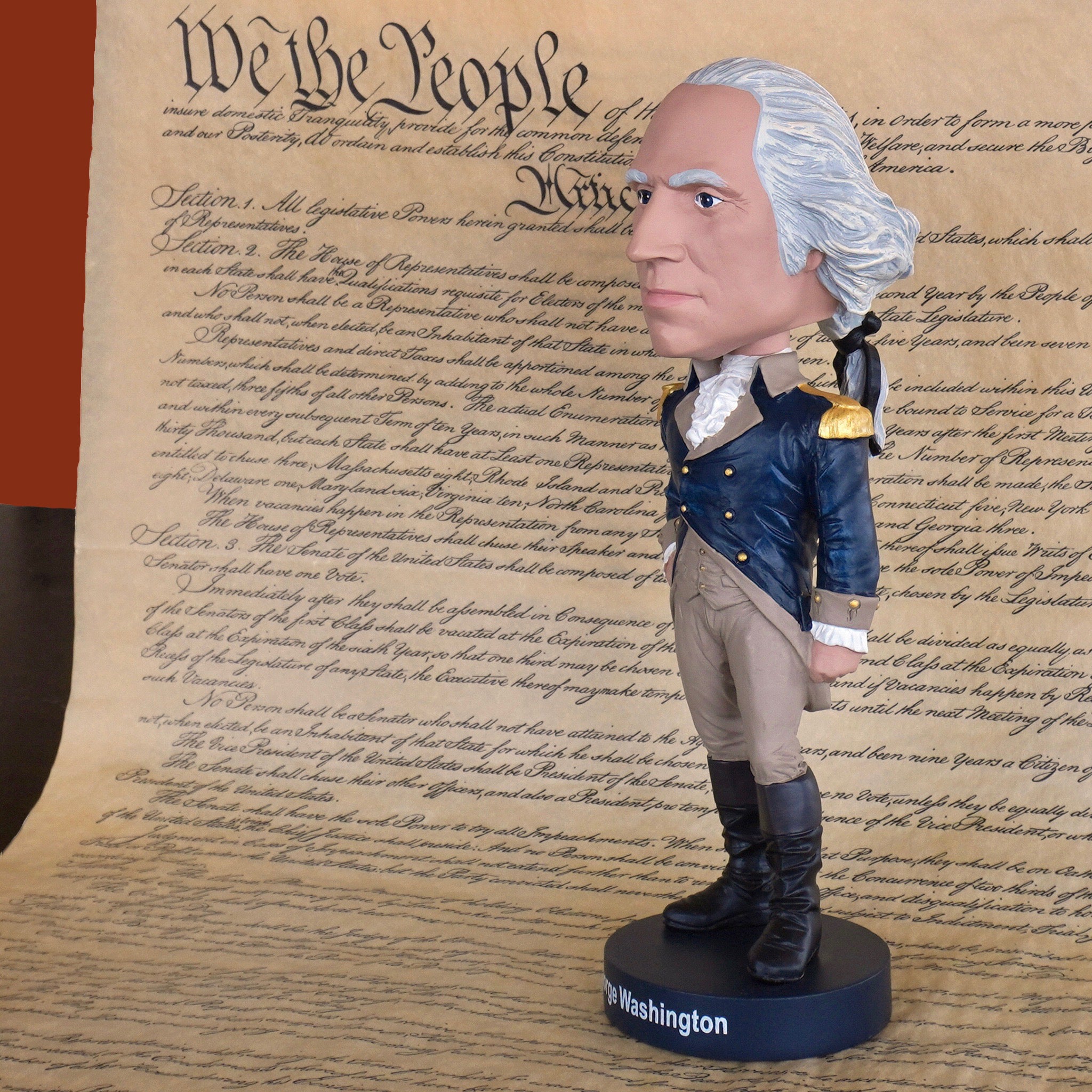 George Washington Bobblehead - Collectible American President Nodding Figurine - Perfect for Office Desk Decor, History Enthusiasts & Patriotic Gift Giving