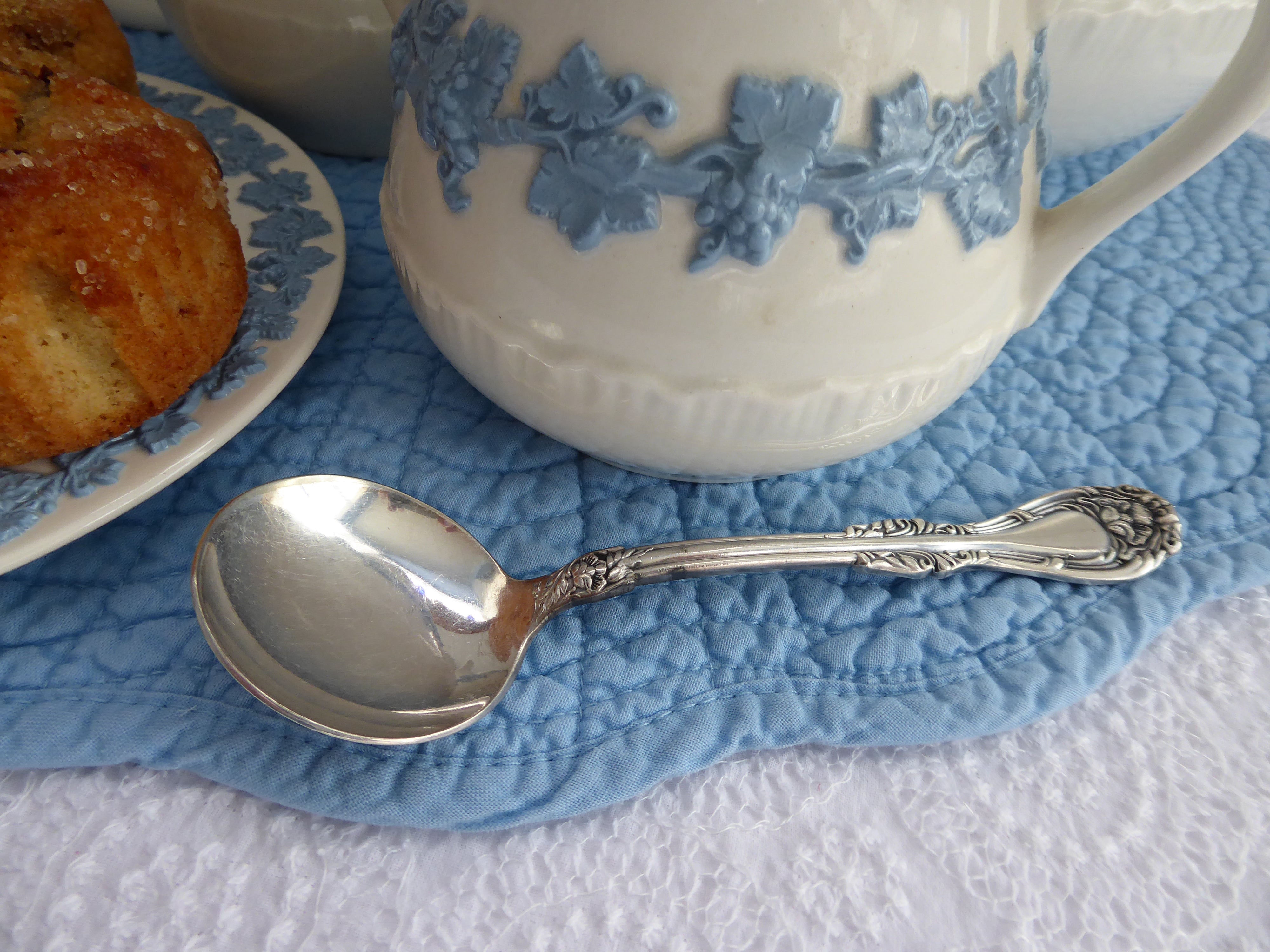 Vintage Art Nouveau Silverplate Soup Spoon Set - Hanover Rogers 1901 Bouillon Spoons, Antique Silver Plated Cutlery for Fine Dining, Soup Course & Collectors | Elegant Table Setting & Dinner Party Essentials