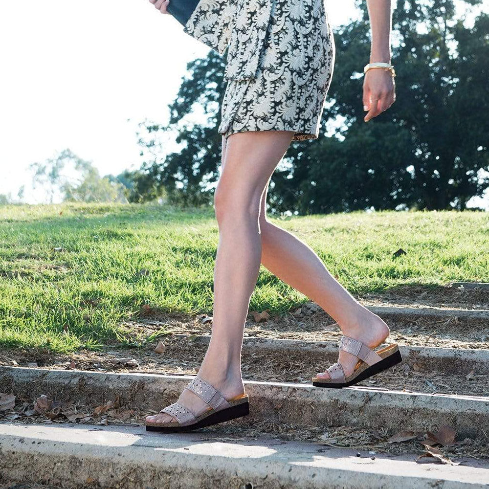 Naot Susan Women's Comfort Sandals - Arch Support & Cushioned Footbed for All-Day Wear - Perfect for Walking, Travel & Casual Outfits
