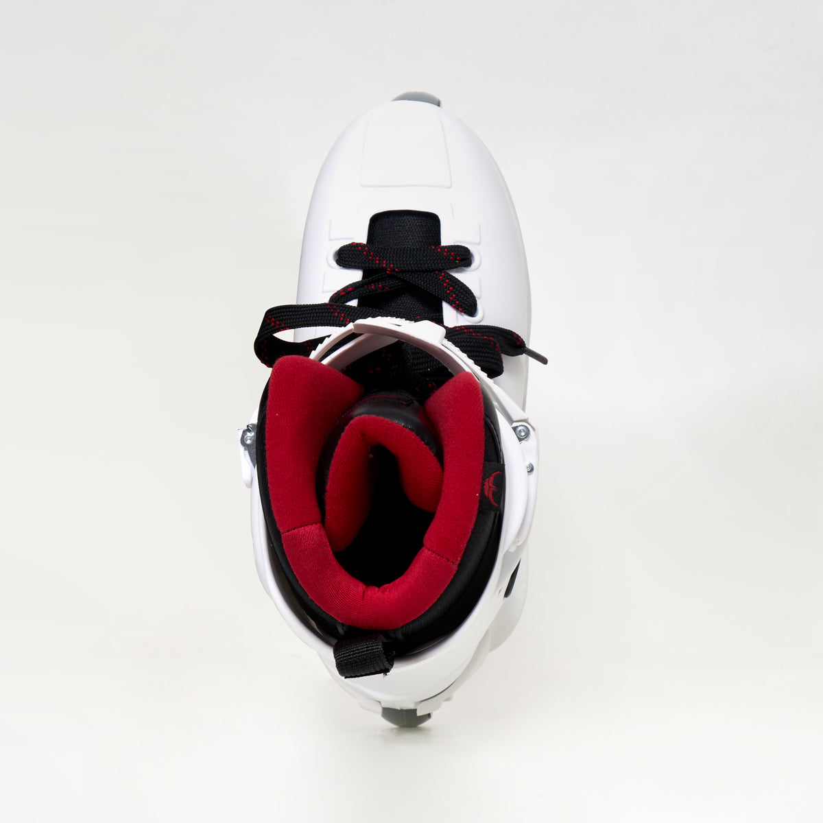Best Razors Cult Level One Aggressive Skates - White - Perfect for Park Skating, Street Skating & Freestyle Tricks