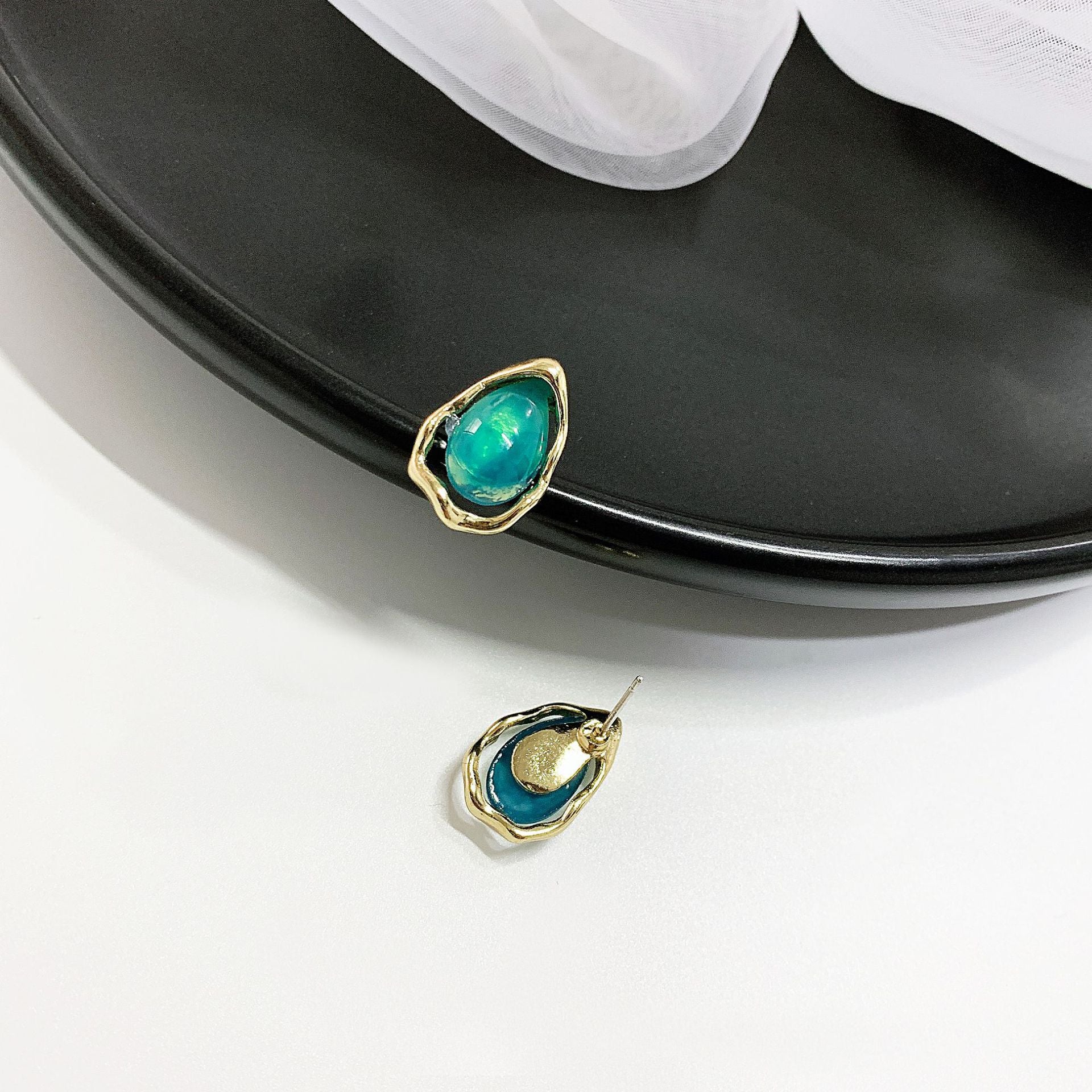 Dainty Mini Teardrop Stud Earrings for Women - HE6199 | Hypoallergenic Cubic Zirconia Earrings for Everyday Wear, Date Night & Special Occasions