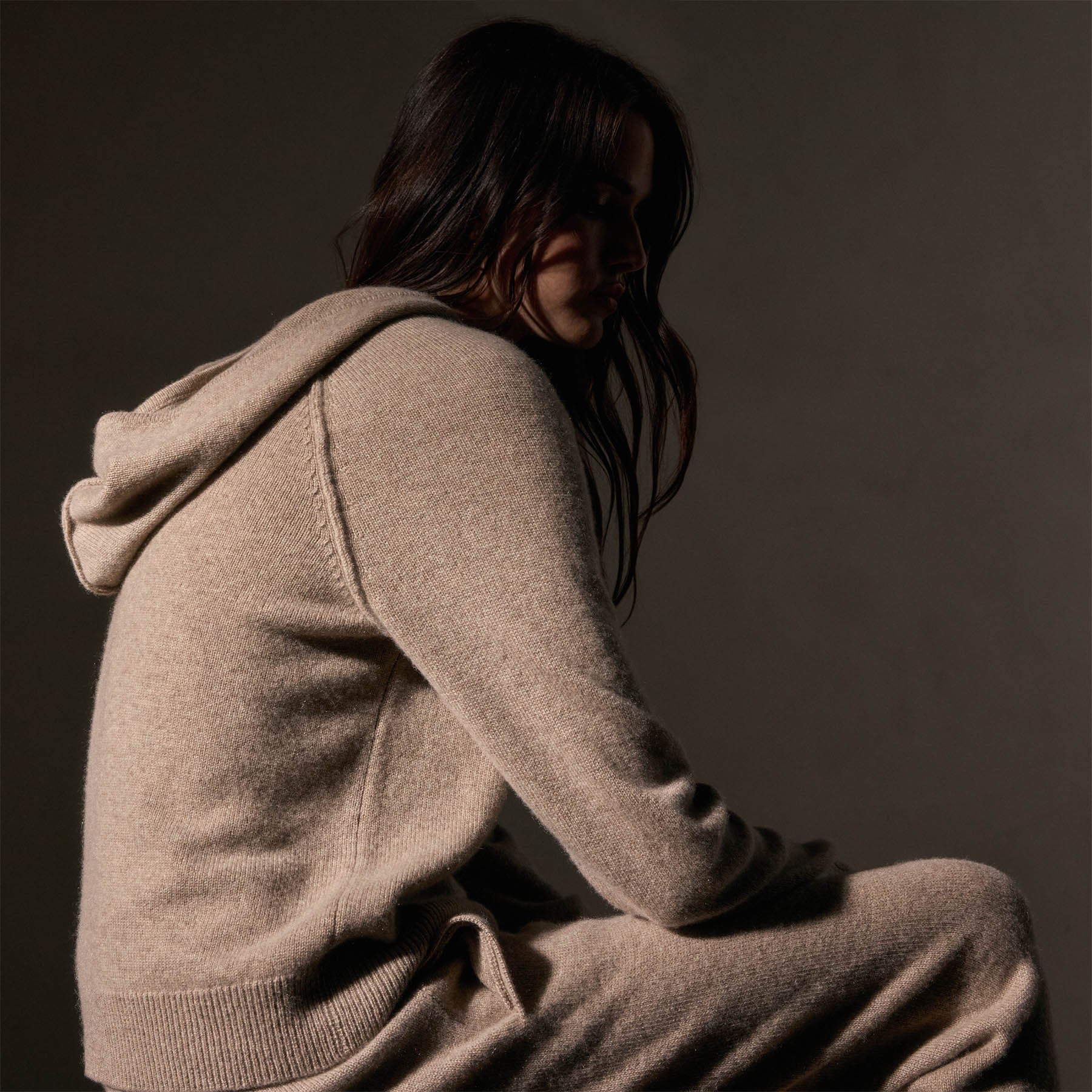 Eco-Friendly Recycled Cashmere Track Jacket for Women & Men - Warm Coyote Brown Zip-Up Hoodie for Casual Wear, Outdoor Activities & Travel